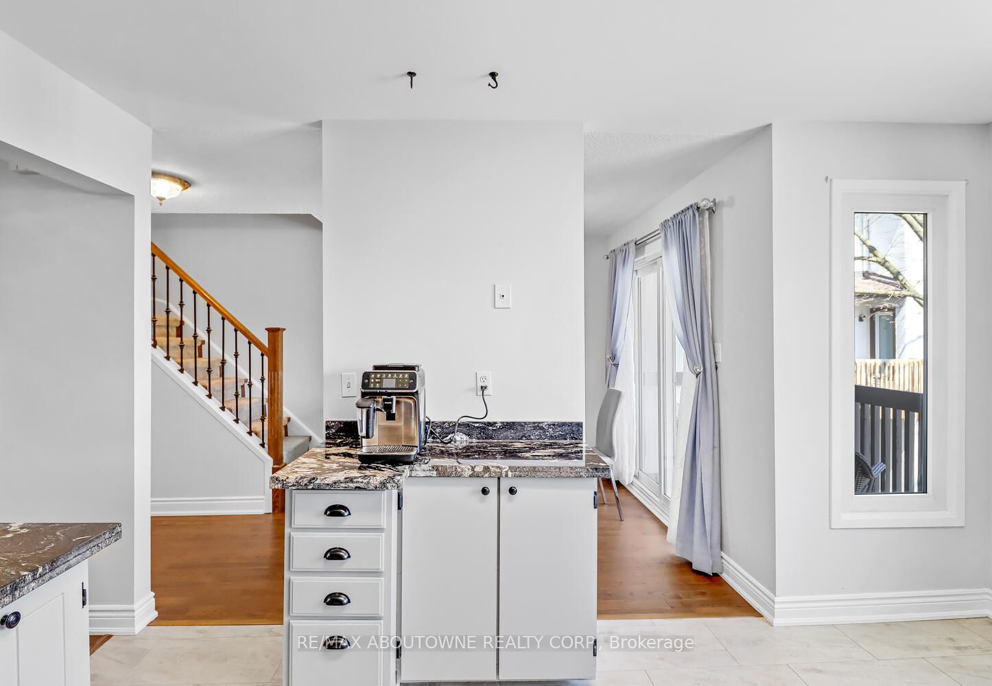 2651 Aquitaine Ave 5 Property Photo 10
