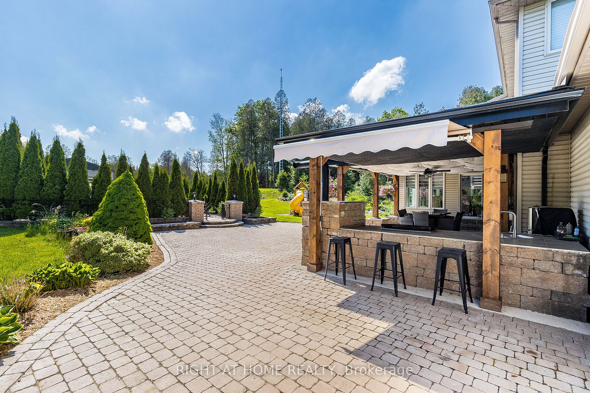 13640 Guelph Line Property Photo 19