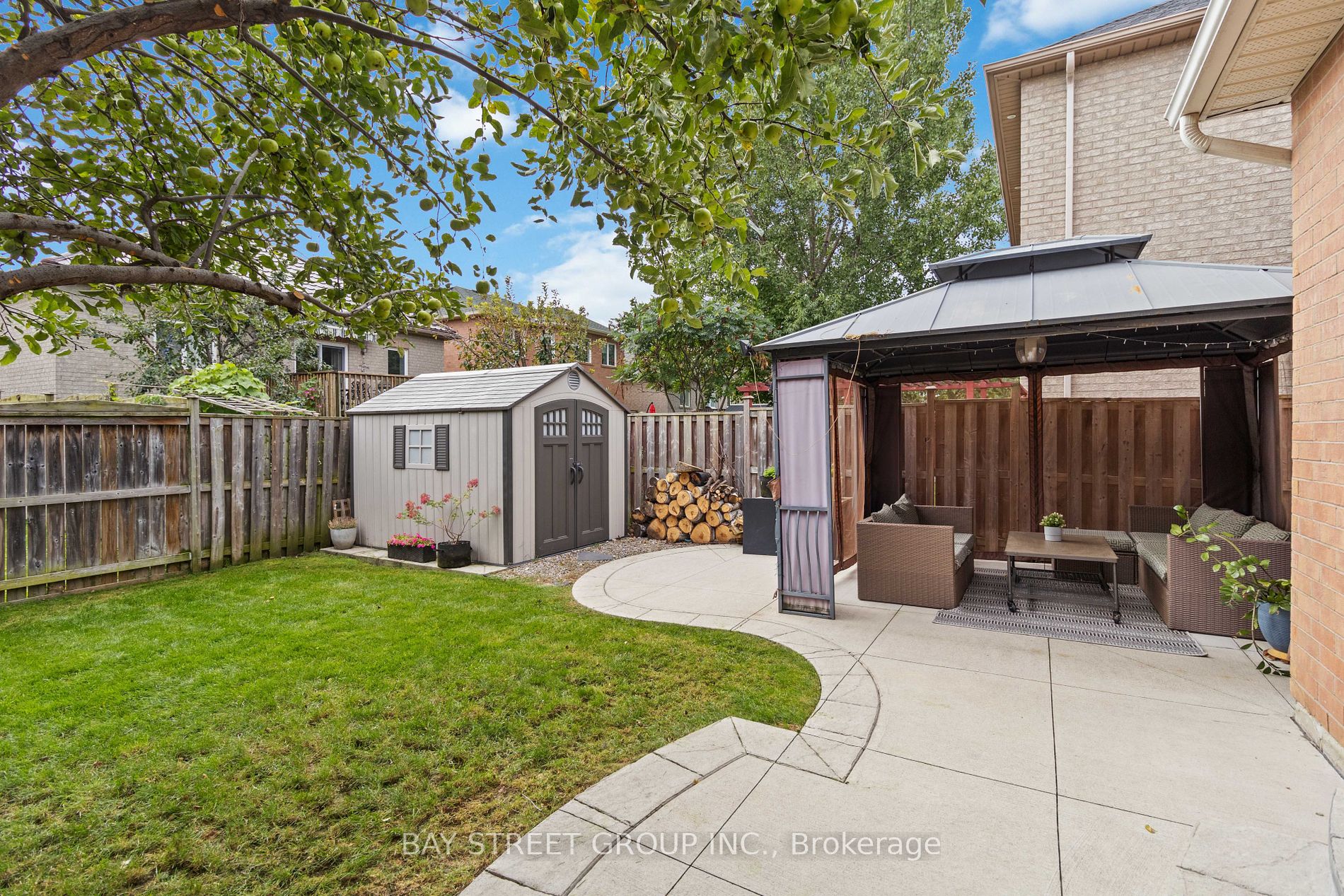 7229 Dime Cres Property Photo 11