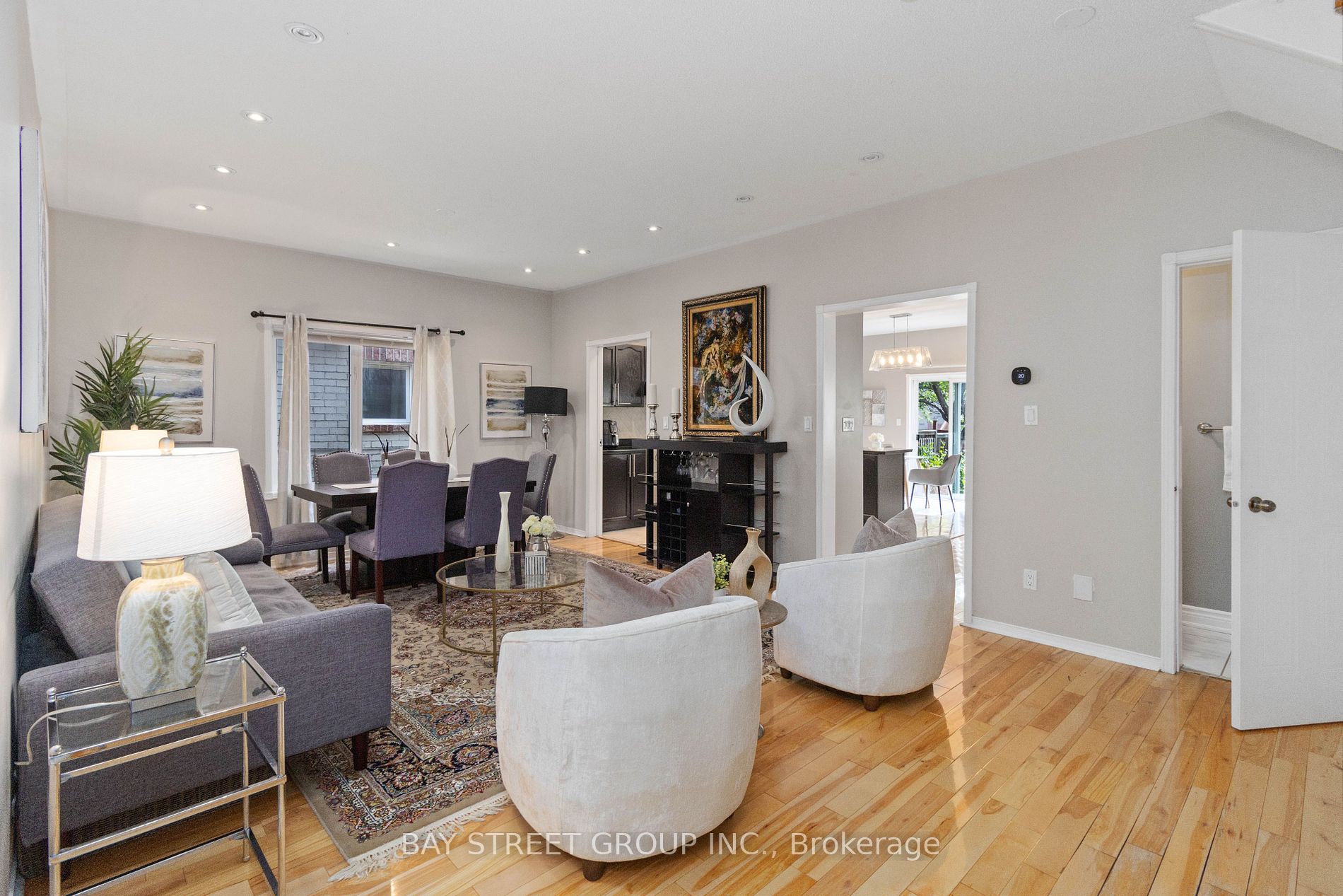 7229 Dime Cres Property Photo 12