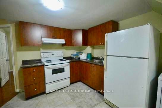 7229 Dime Cres Property Photo 15