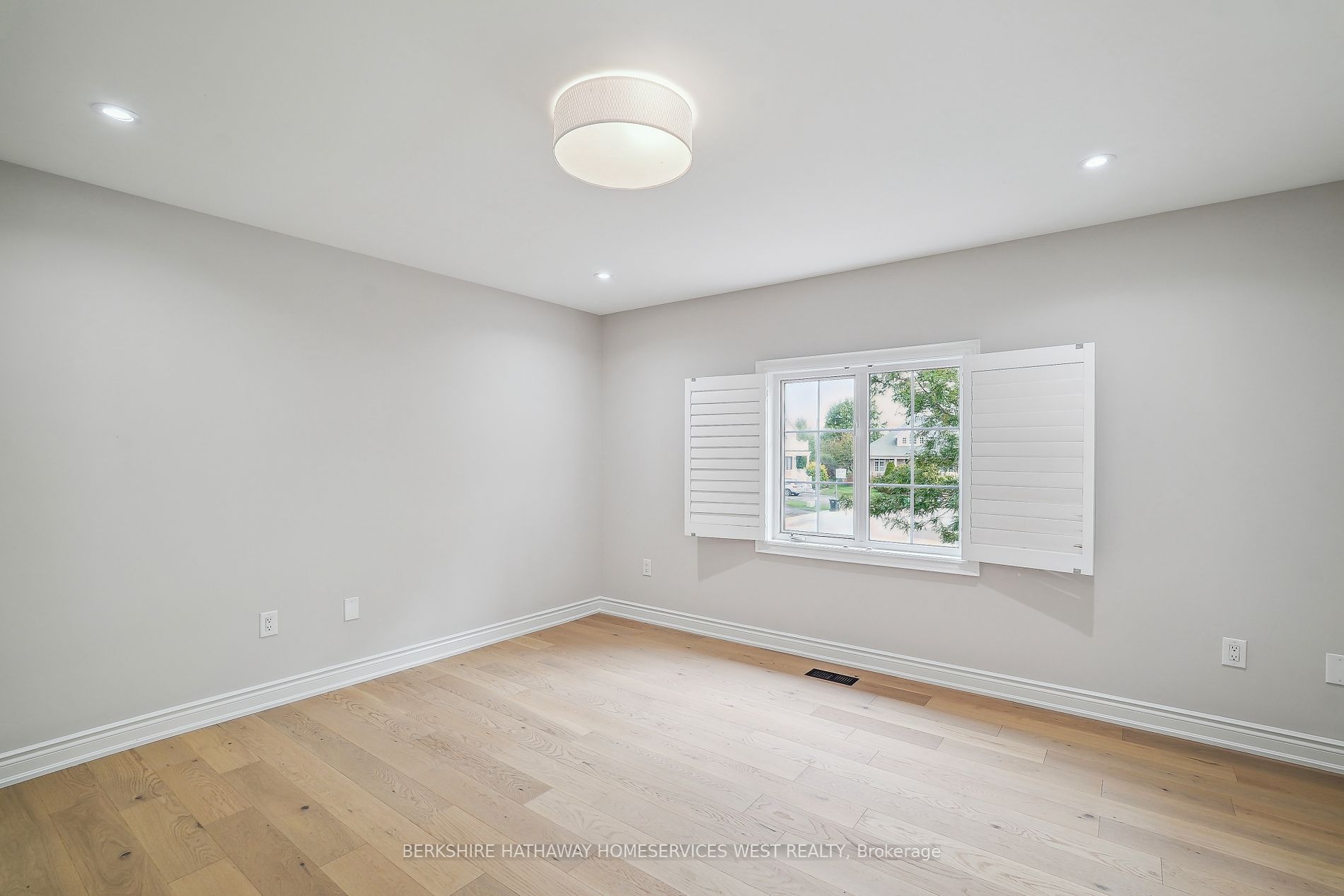 6886 Campbell Settler Crt Property Photo 22