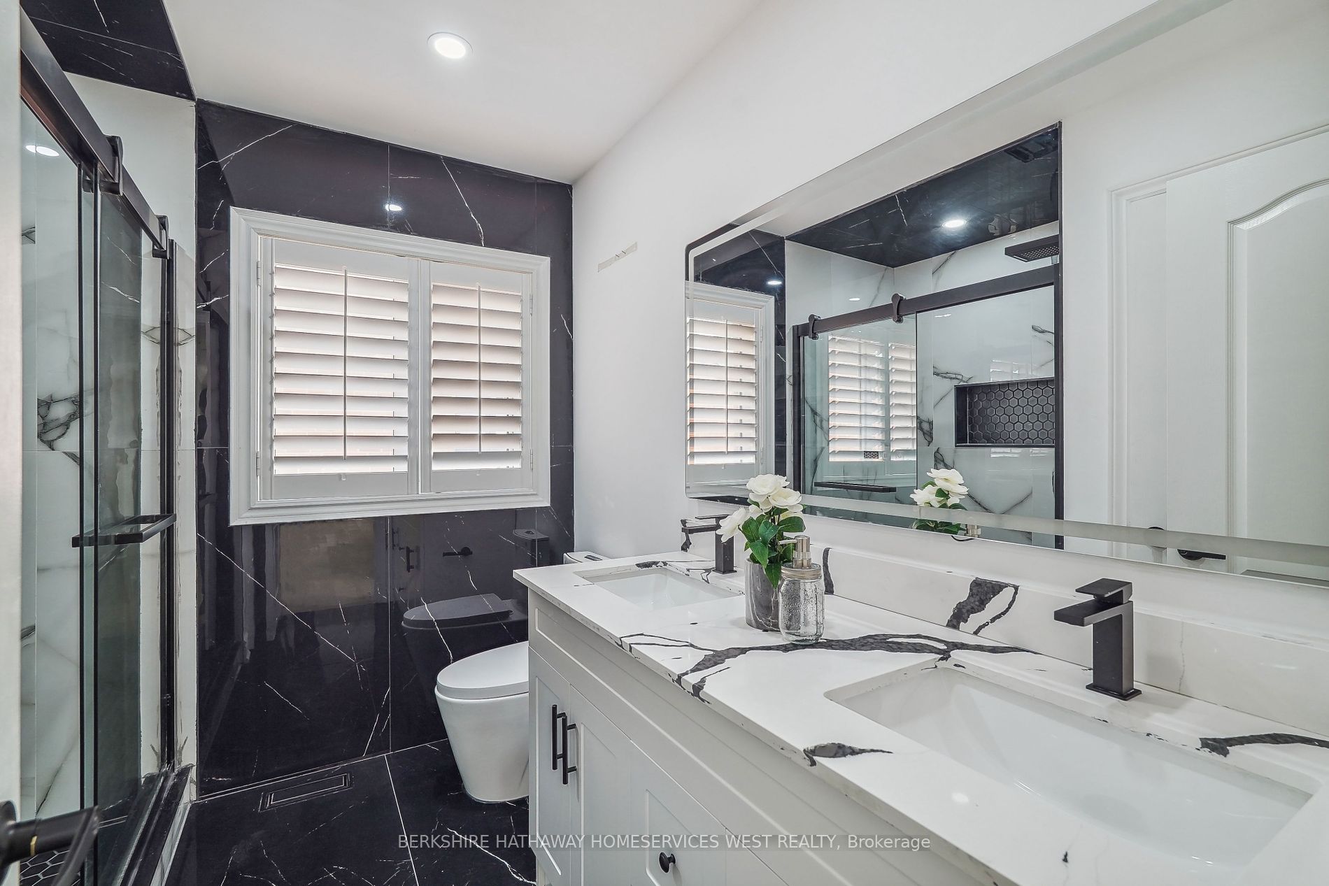 6886 Campbell Settler Crt Property Photo 24