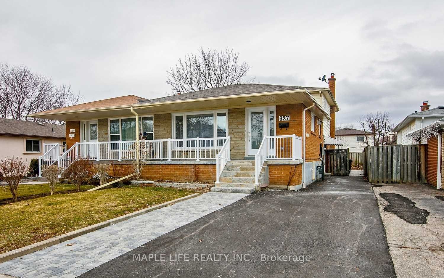 327 Montego Rd Property Photo 1