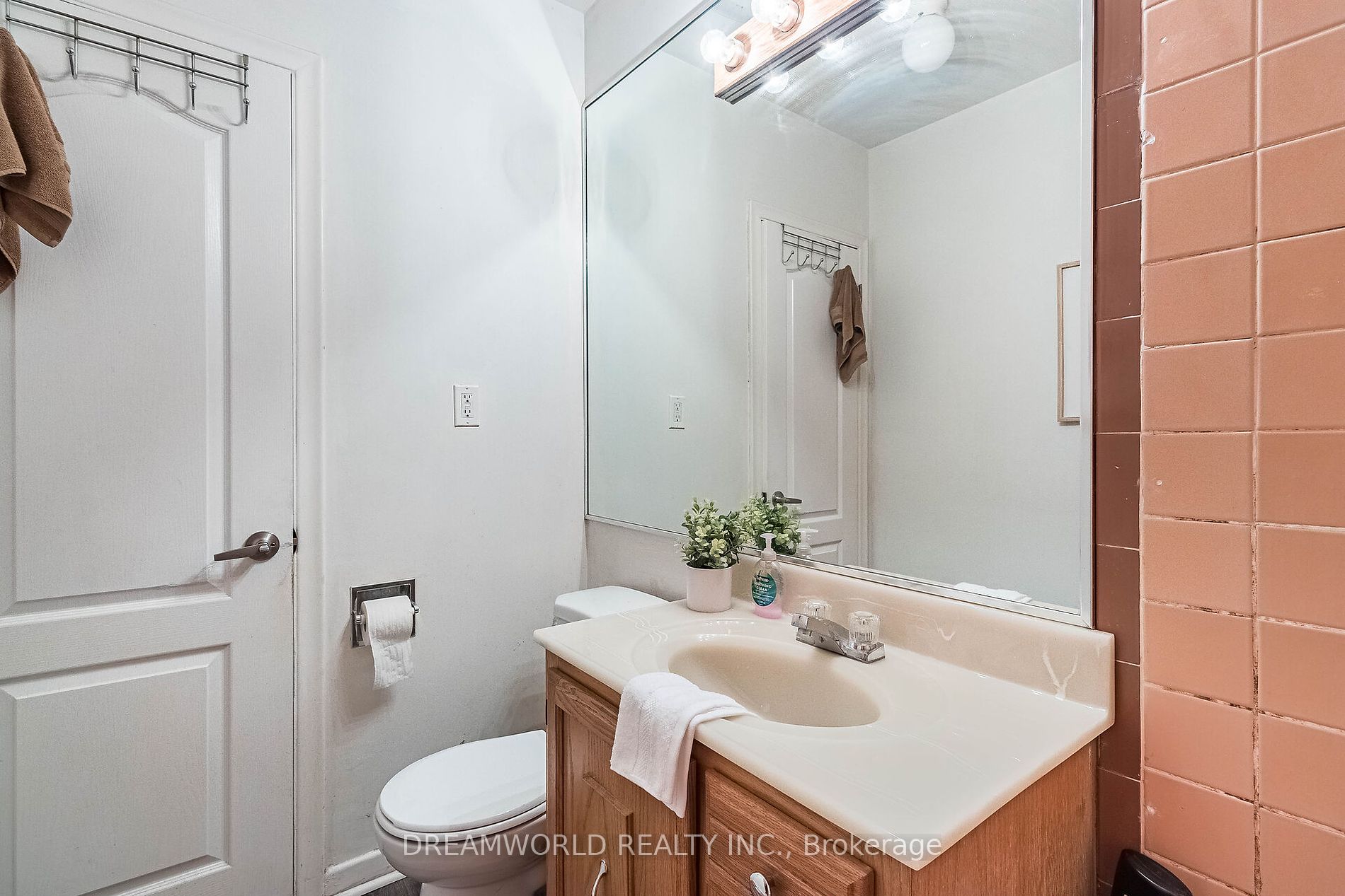 39 Pecan Crt Property Photo 6