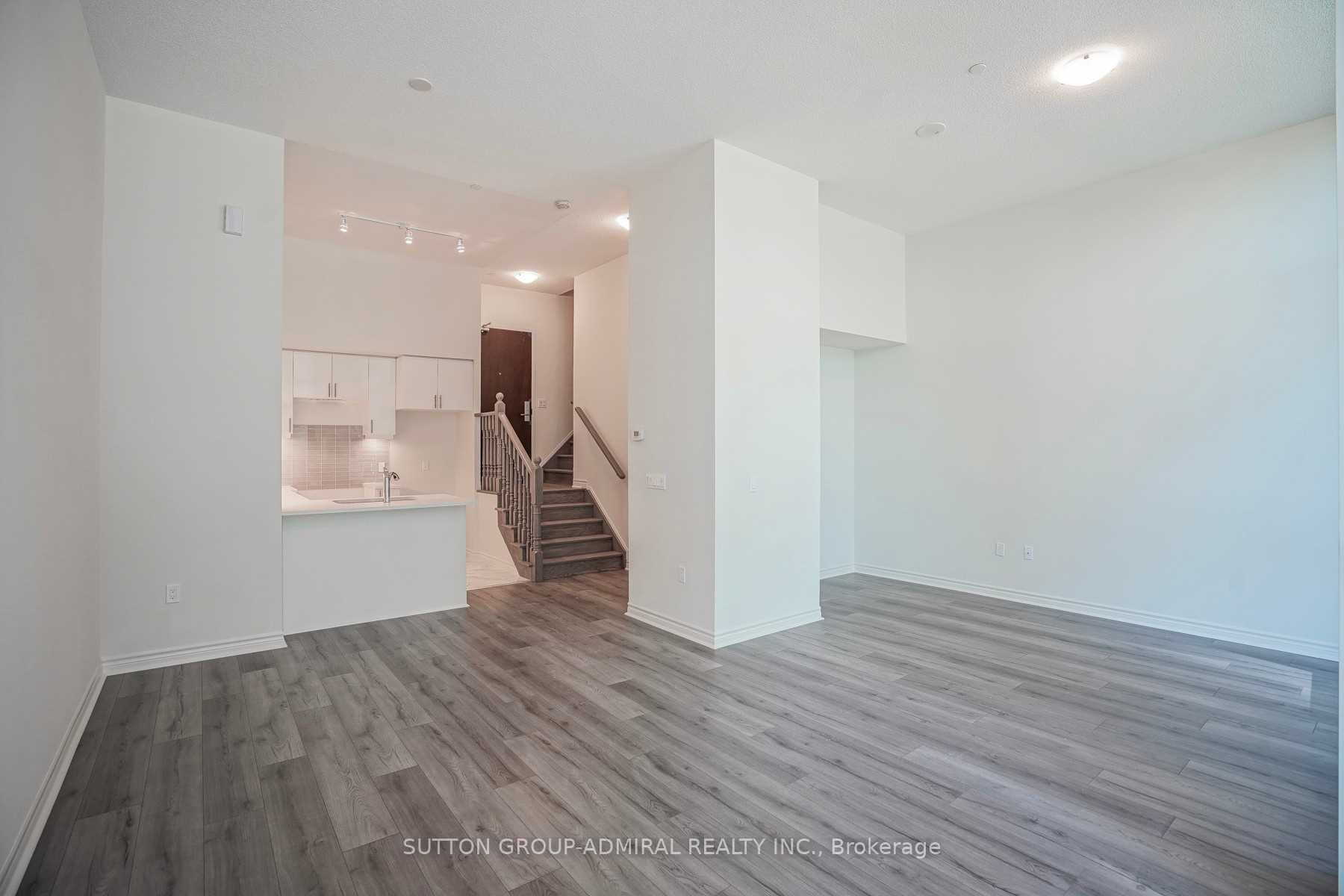 #th4 - 39 Annie Craig Drive Property Photo 9