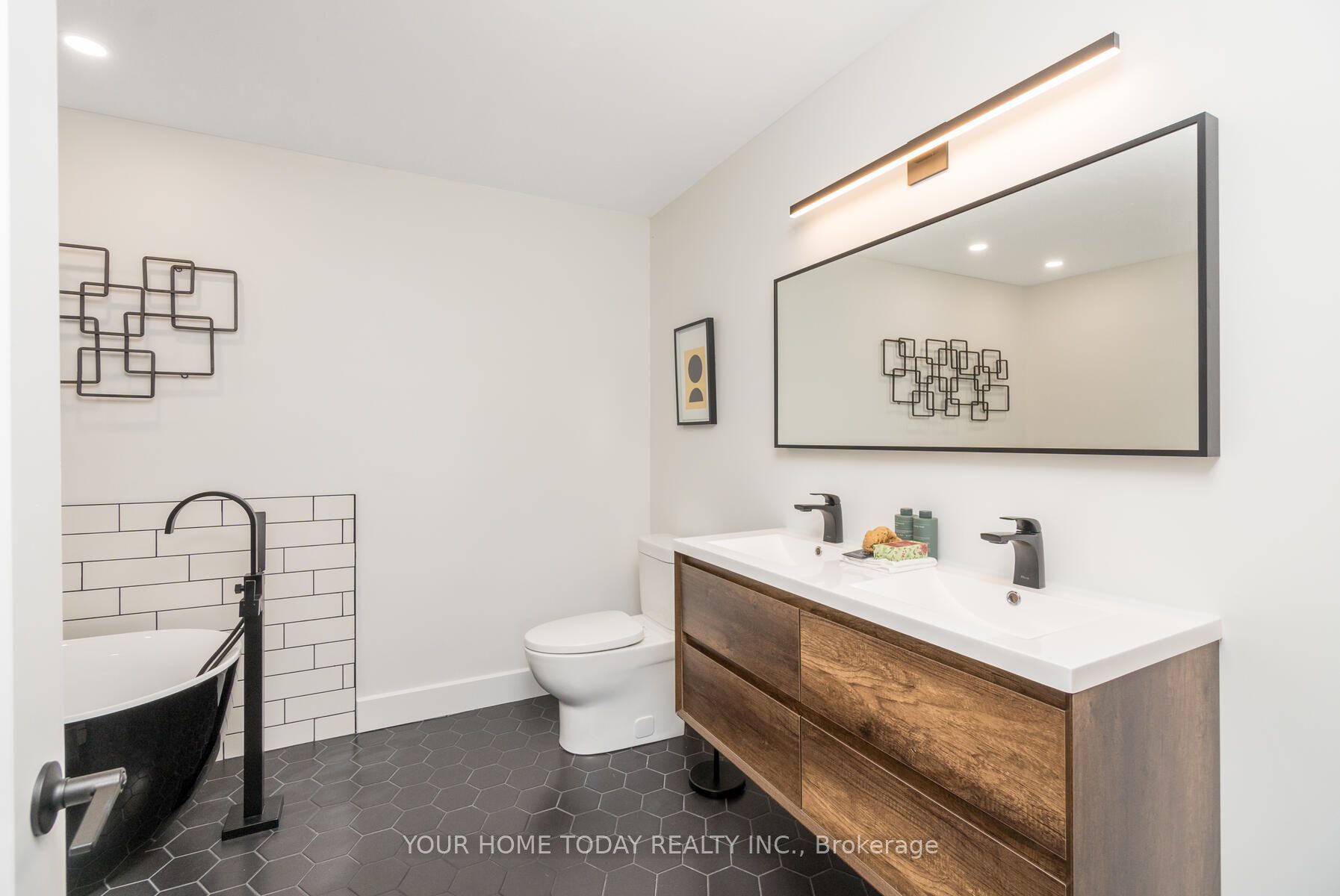 12889 15 Sdrd Property Photo 20