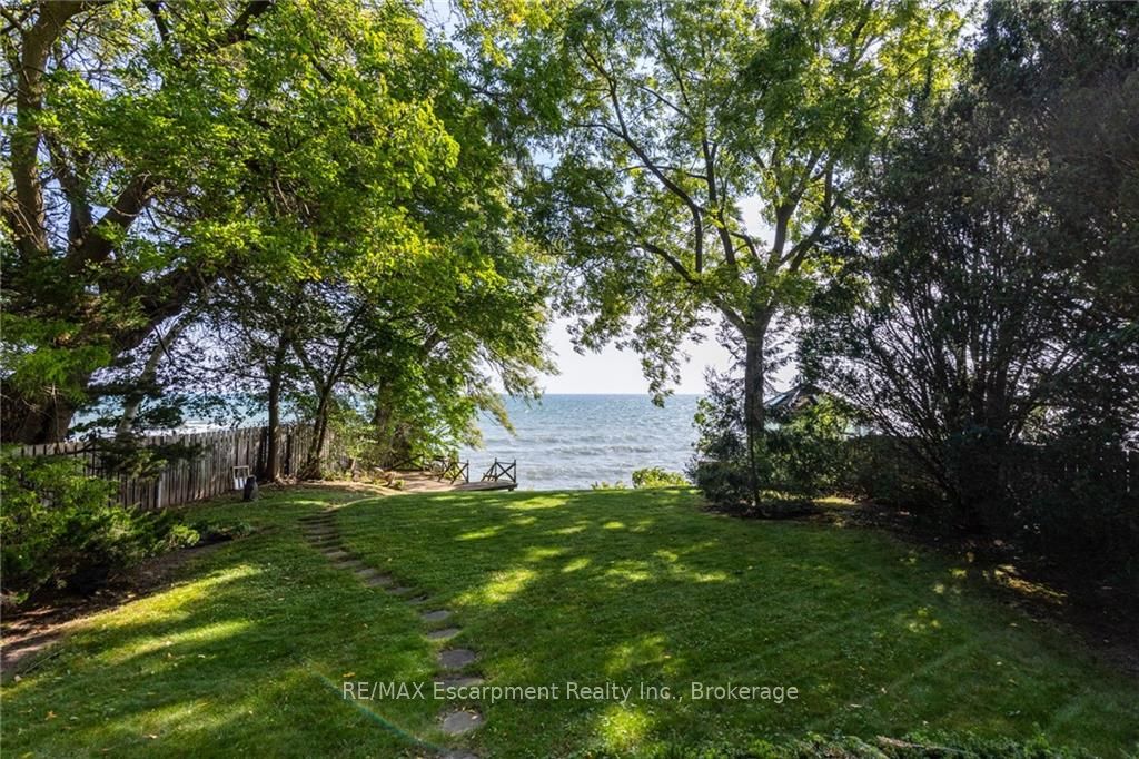 21 2nd St Property Photo 1