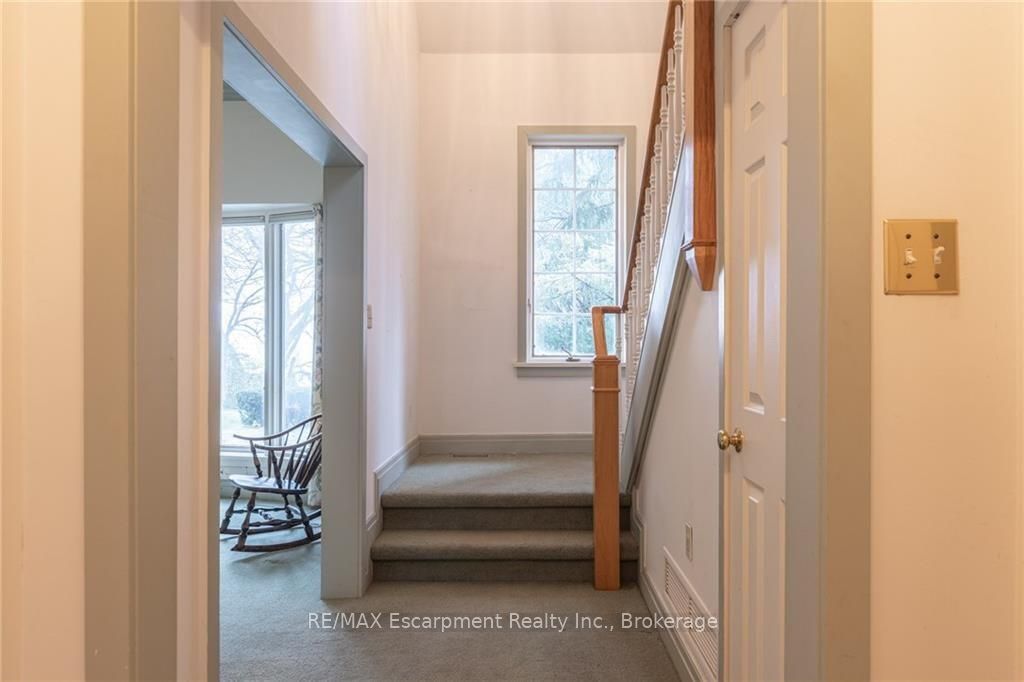 21 Second Street Property Photo 9