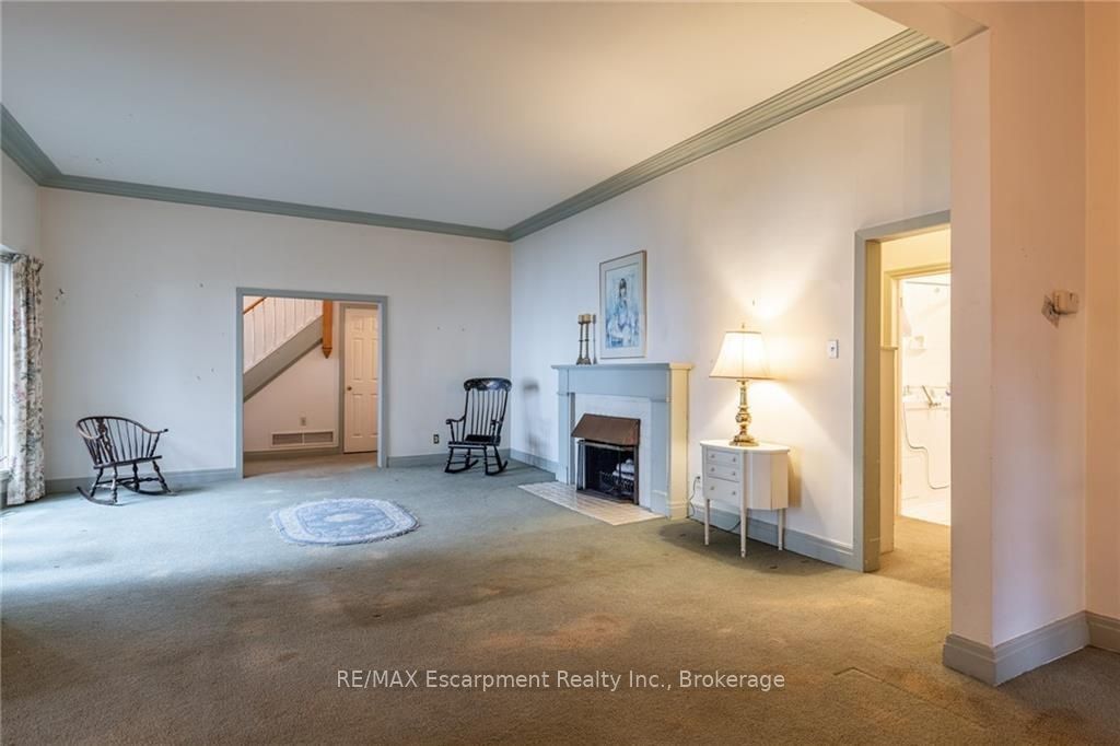 21 Second Street Property Photo 10