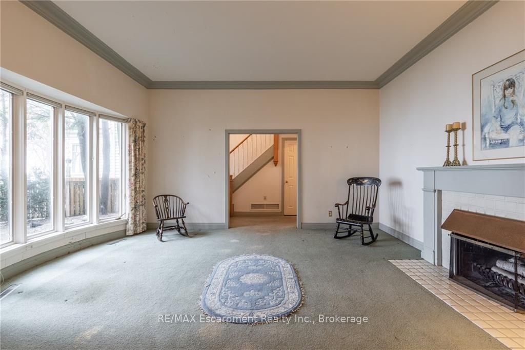 21 Second Street Property Photo 11