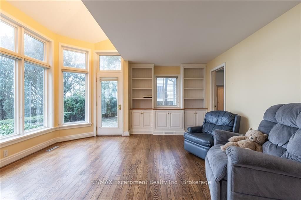 21 Second Street Property Photo 17