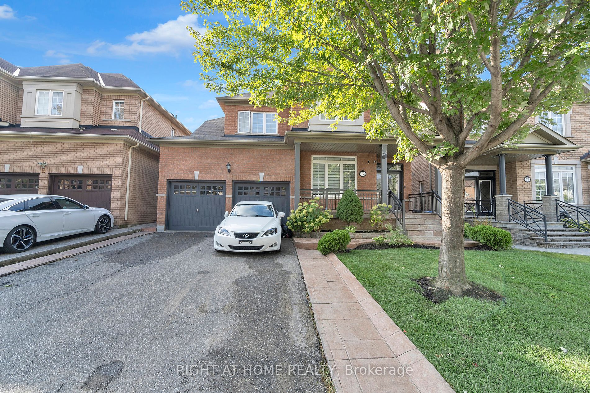 17 Game Creek Cres Property Photo
