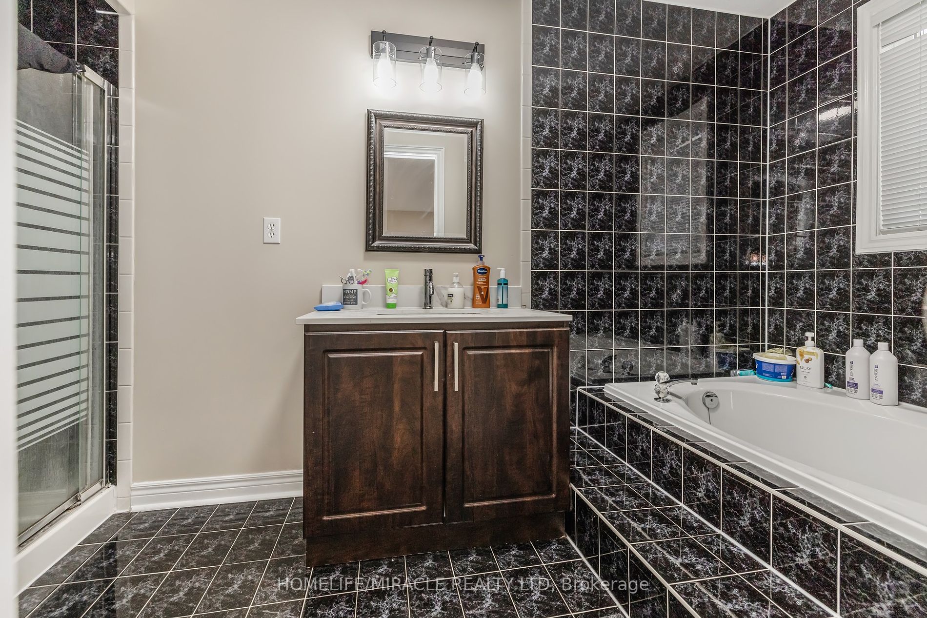 46 Velvet Grass Lane Property Photo 14