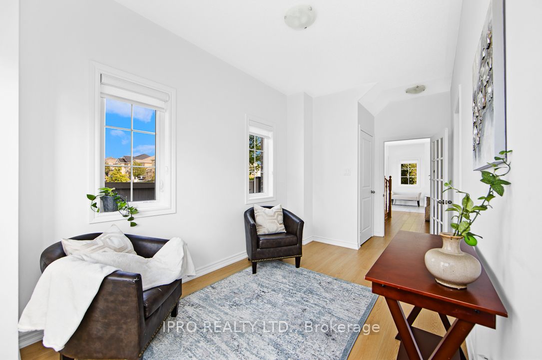 2 Pomarine Way Property Photo 7