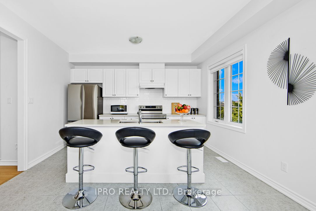 2 Pomarine Way Property Photo 16