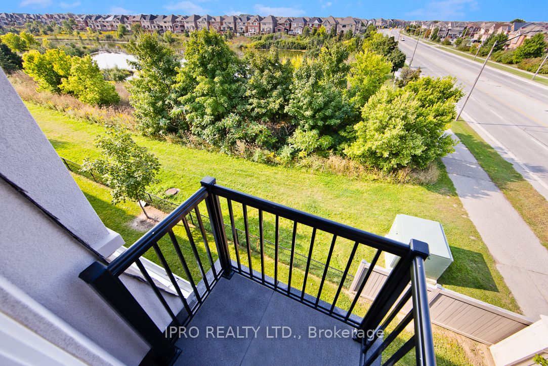 2 Pomarine Way Property Photo 22