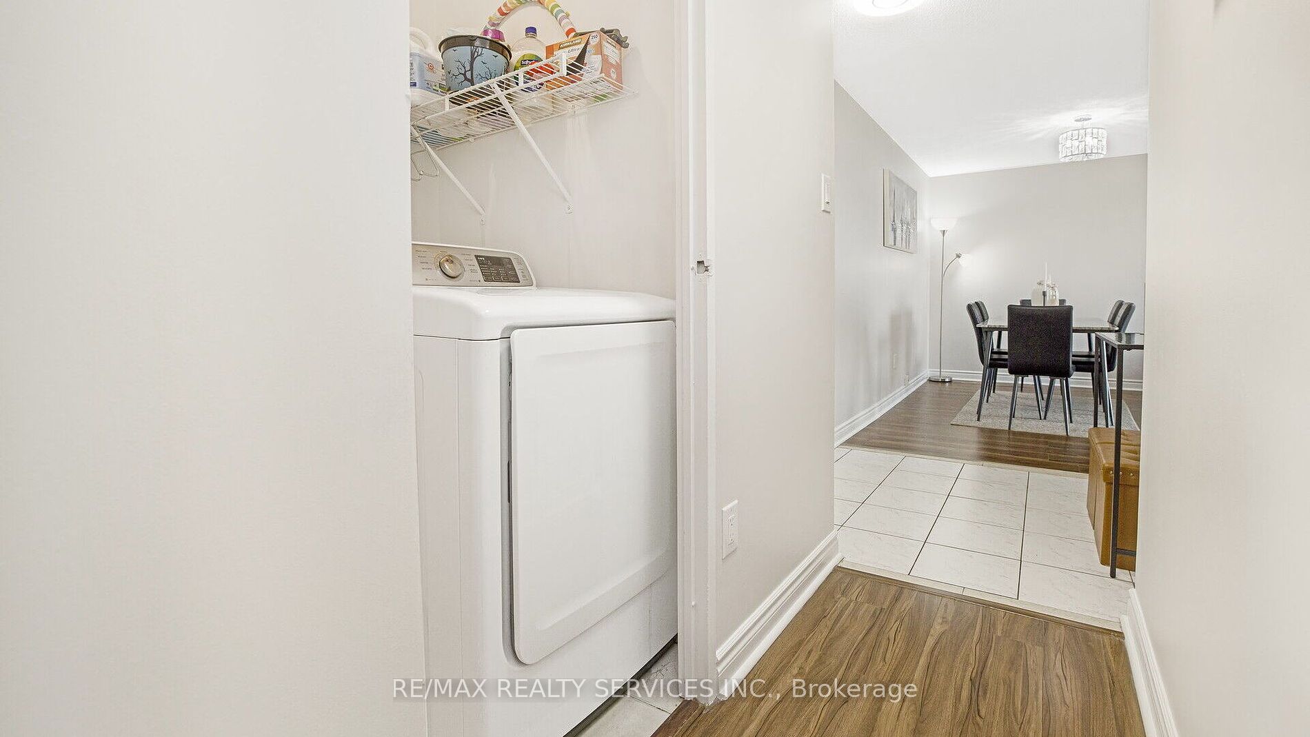 21 Markbrook Lane 08 Property Photo 14
