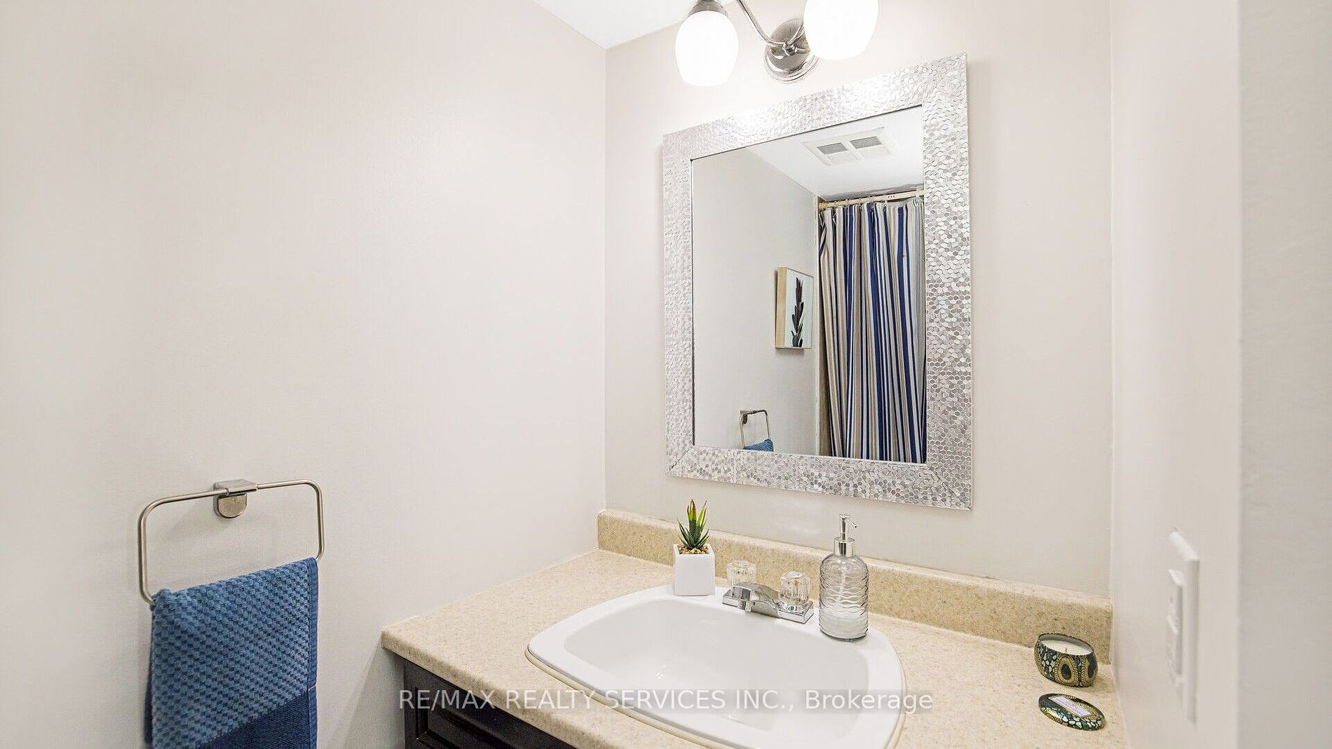 21 Markbrook Lane 08 Property Photo 19