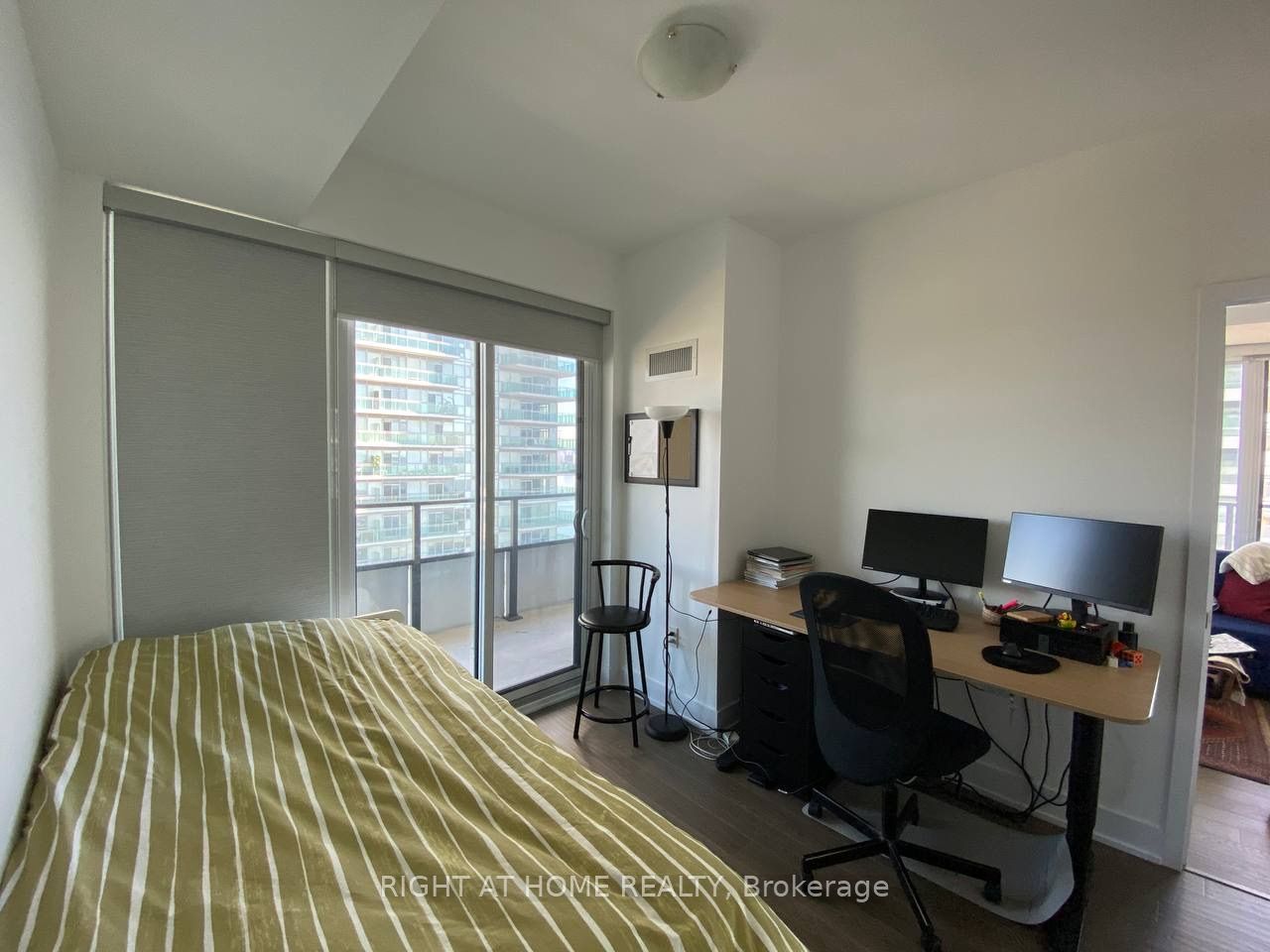 #2816 - 30 Shore Breeze Drive Property Photo 2
