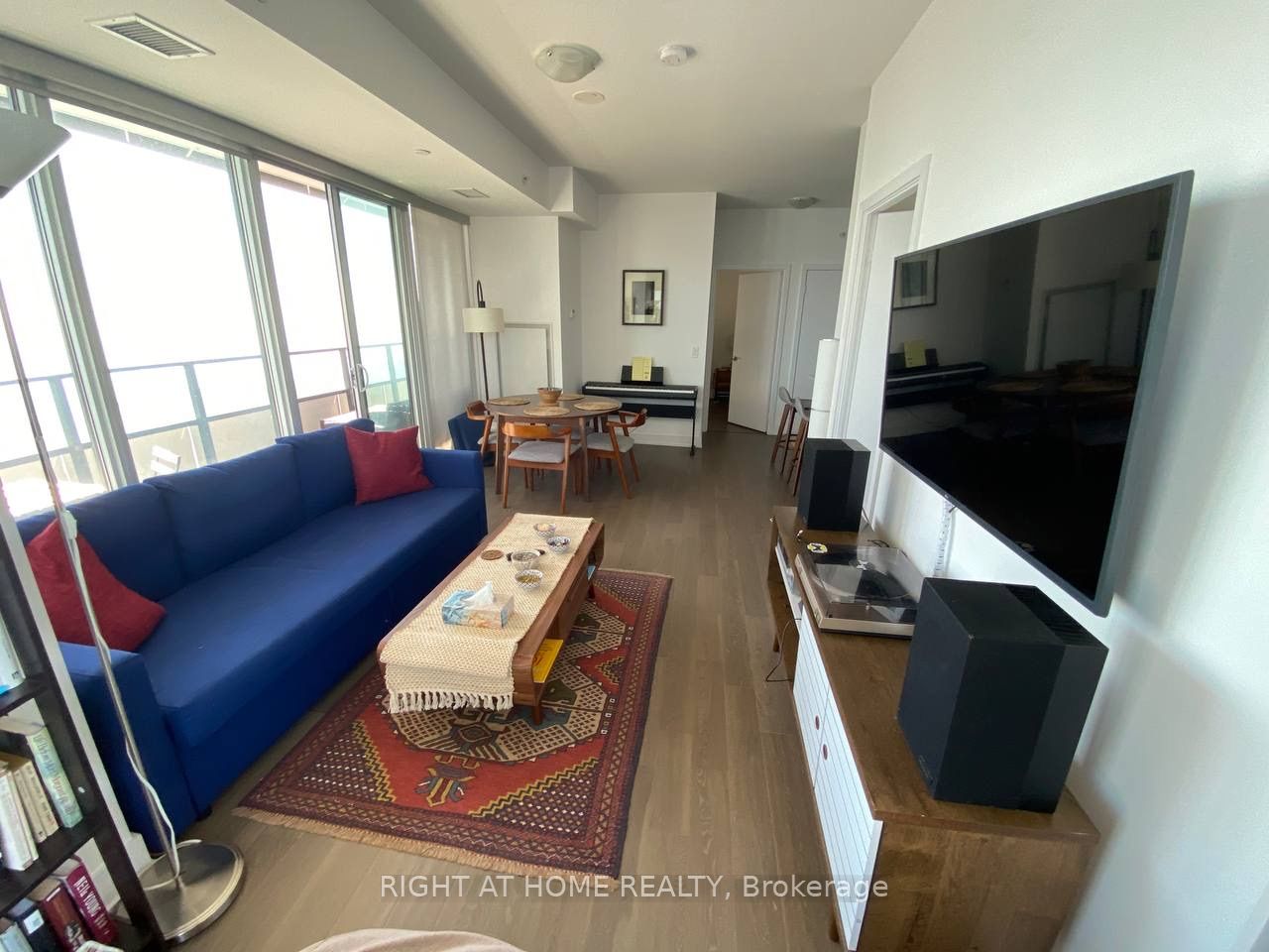 #2816 - 30 Shore Breeze Drive Property Photo 11