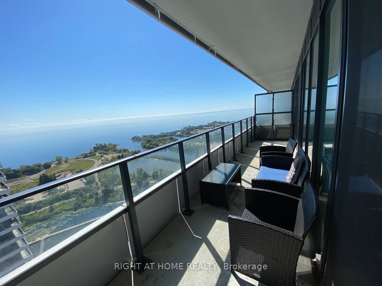#2816 - 30 Shore Breeze Drive Property Photo 14