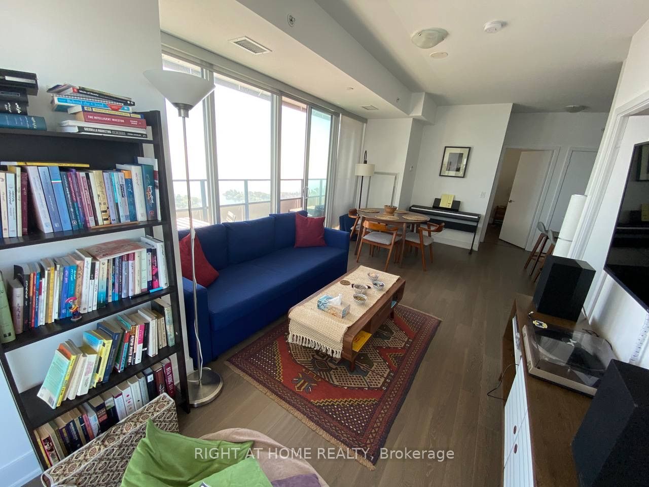 #2816 - 30 Shore Breeze Drive Property Photo 15