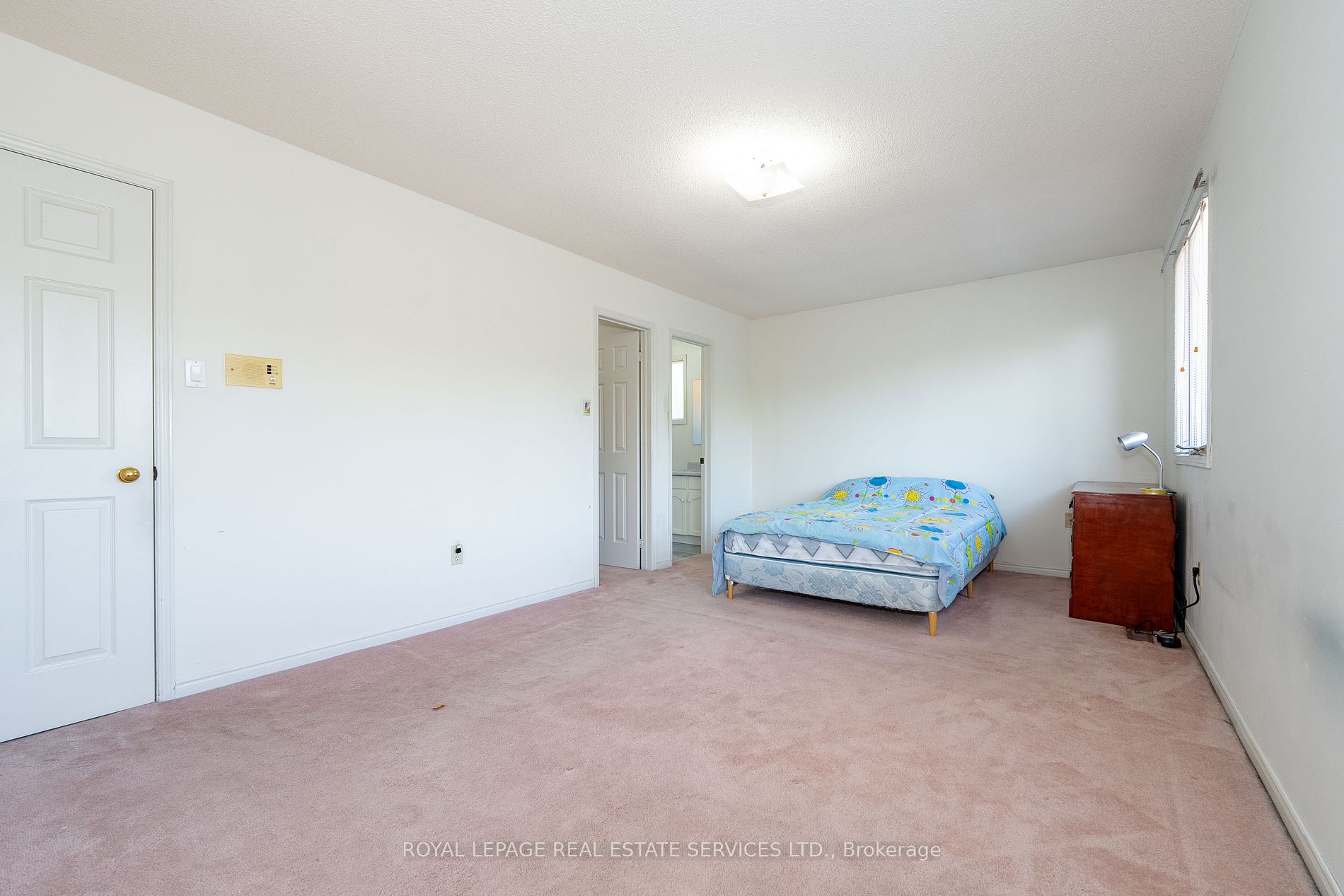 2104 Laurelwood Dr Property Photo 21