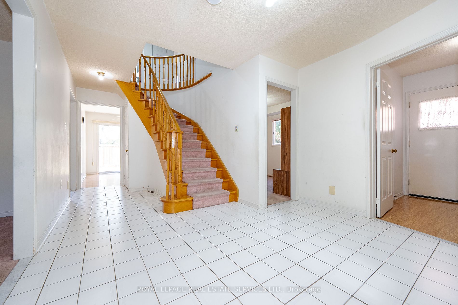2104 Laurelwood Dr Property Photo 35