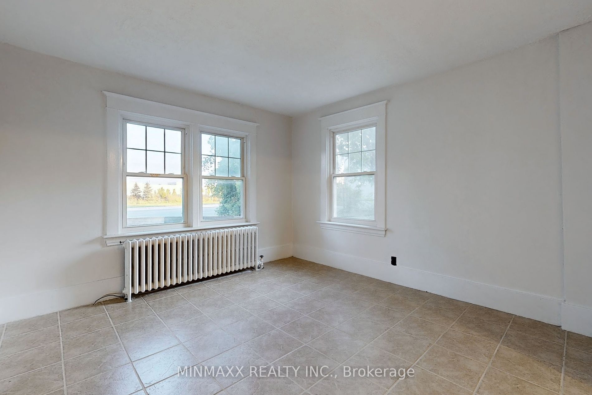12039 Steeles Ave Property Photo 2