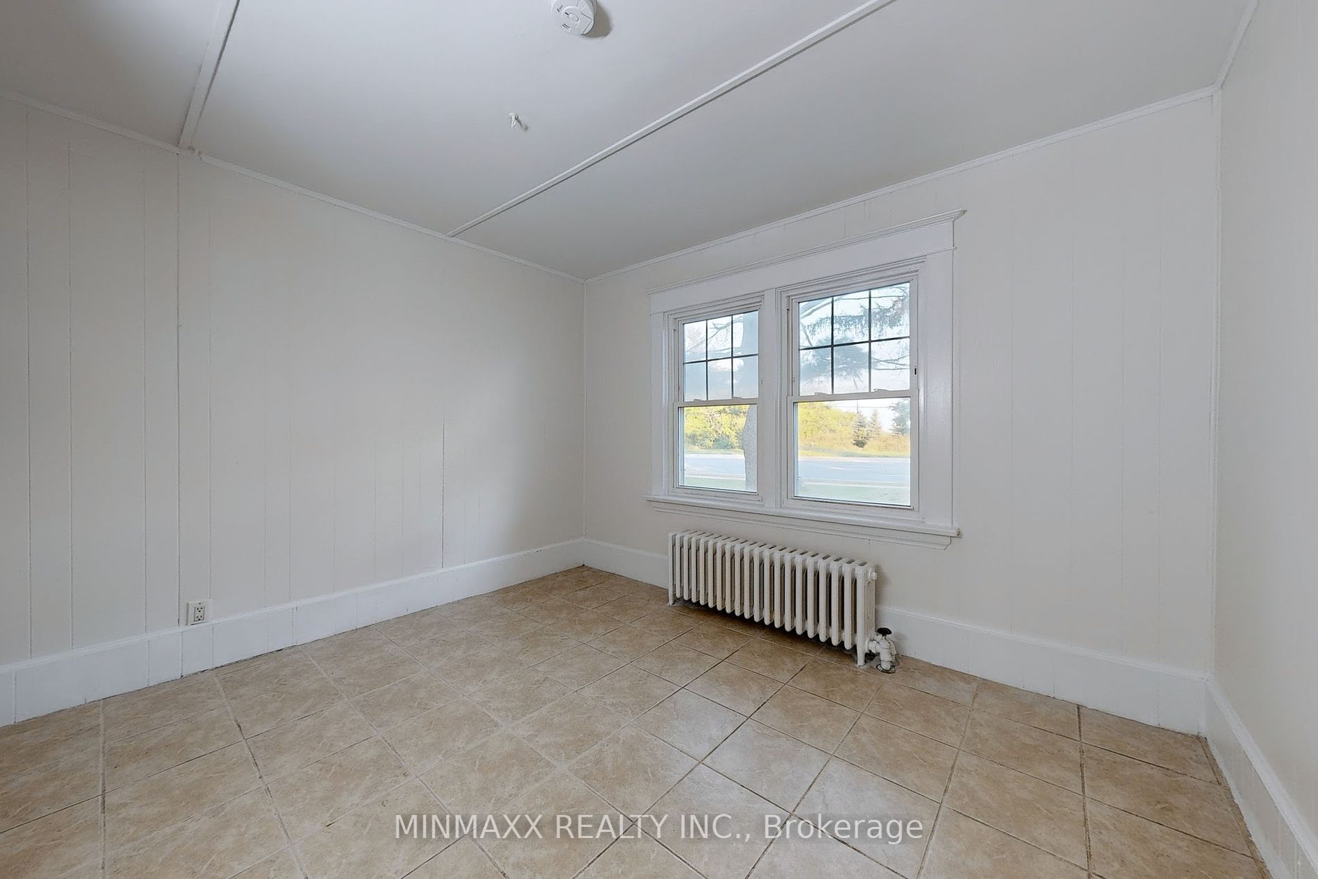 12039 Steeles Ave Property Photo 18