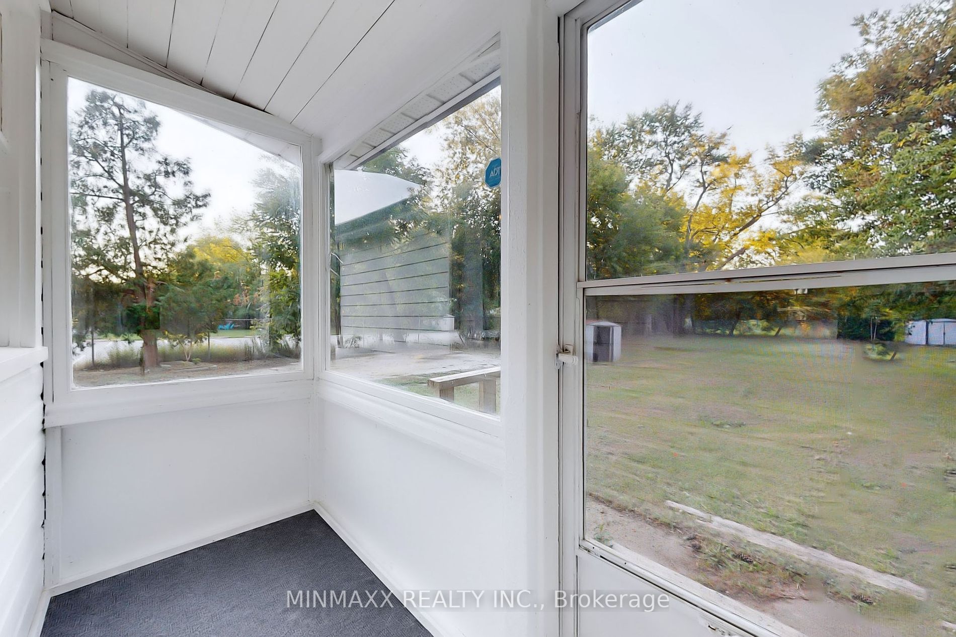 12039 Steeles Ave Property Photo 26