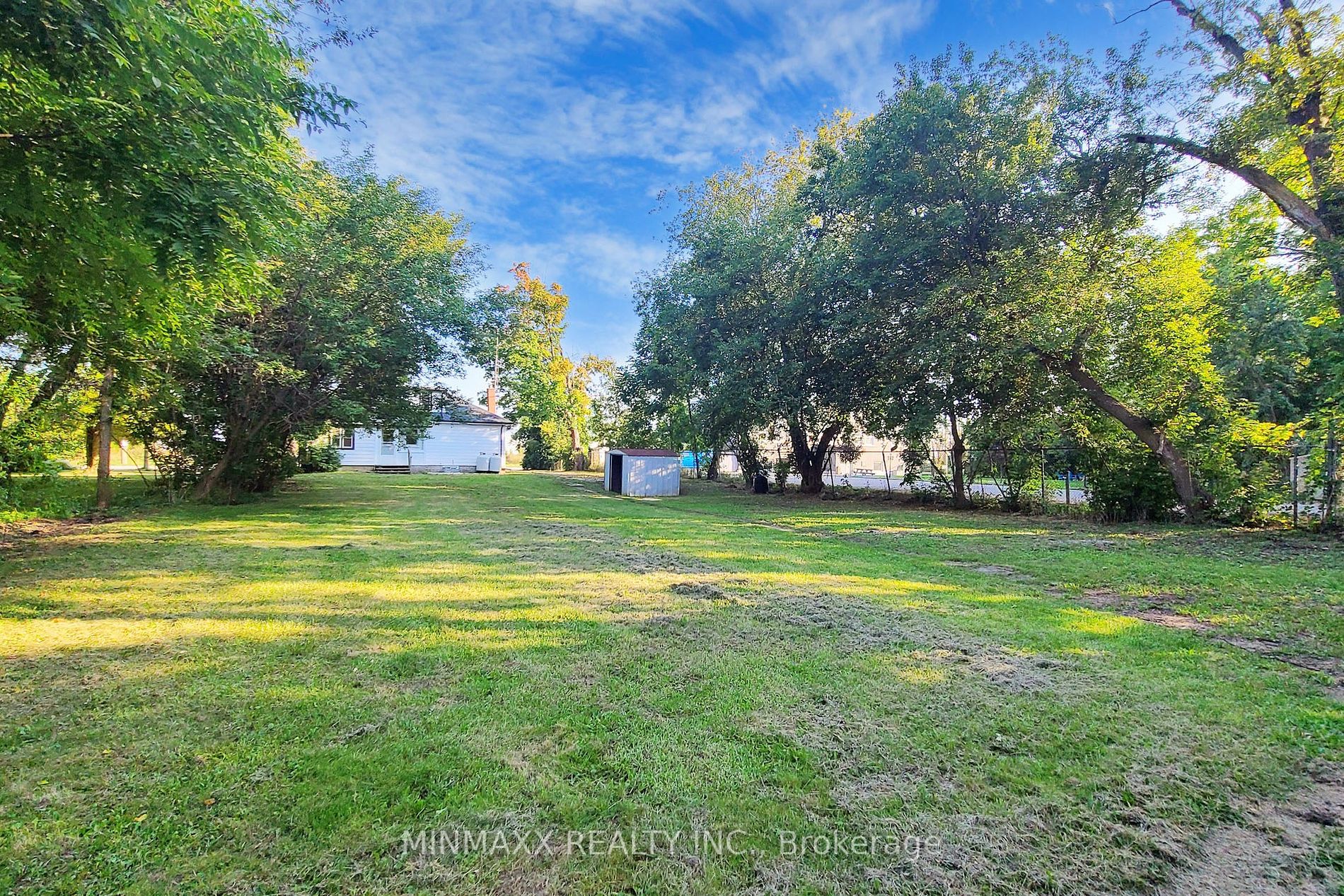 12039 Steeles Ave Property Photo 36