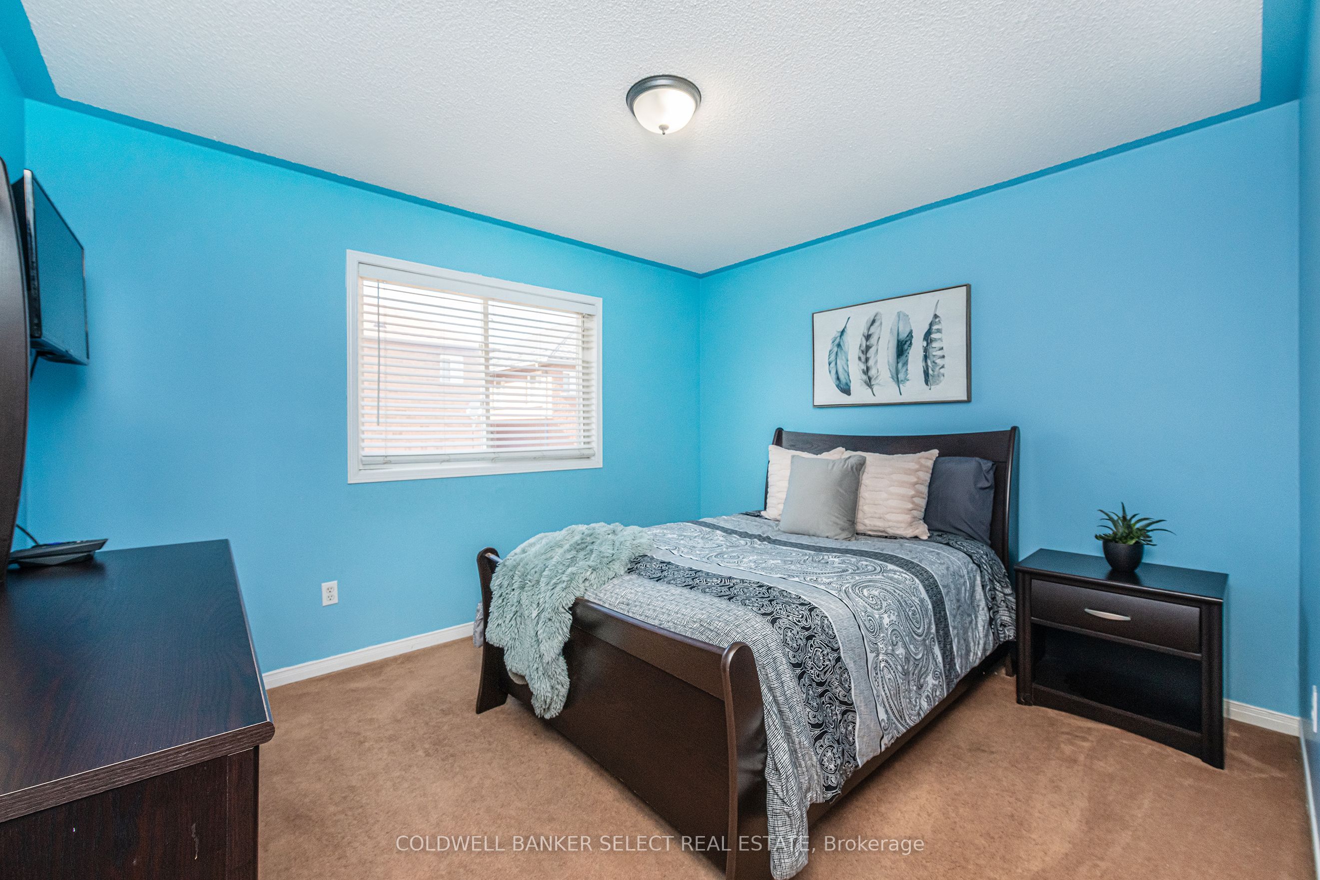 17 Roxton Crescent Property Photo 16