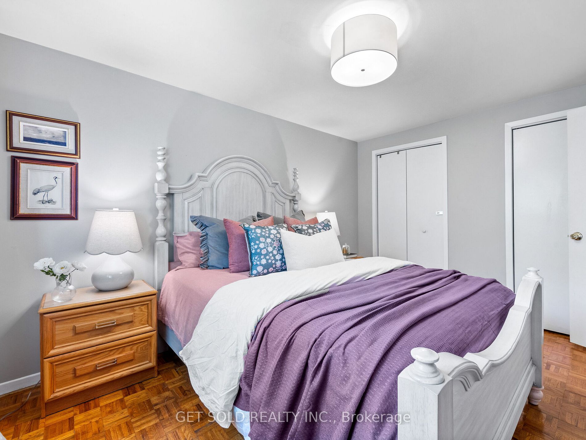 35 Hepworth Dr Property Photo 13