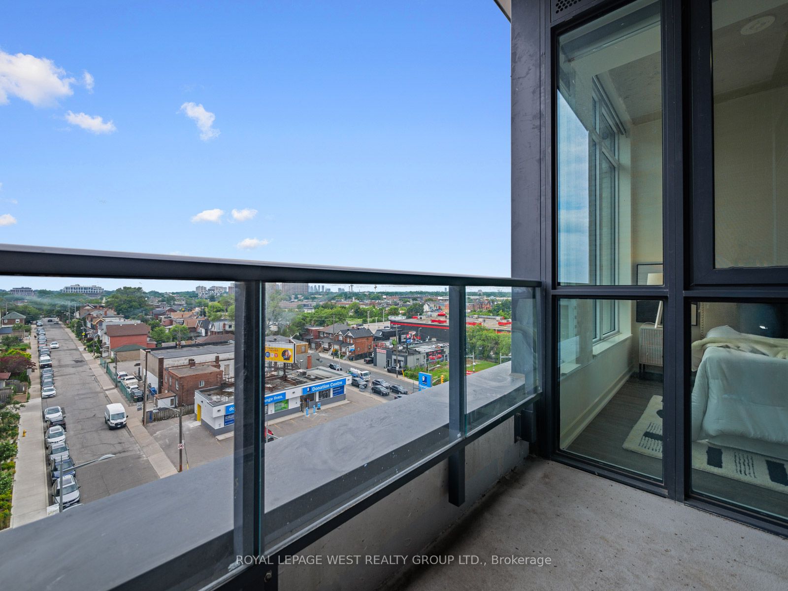 1808 St. Clair Ave W 7 Property Photo 18