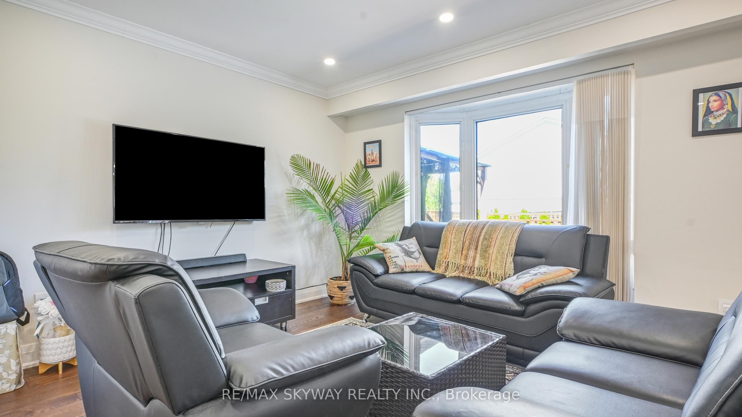 17 Nantucket Crescent Property Photo 9