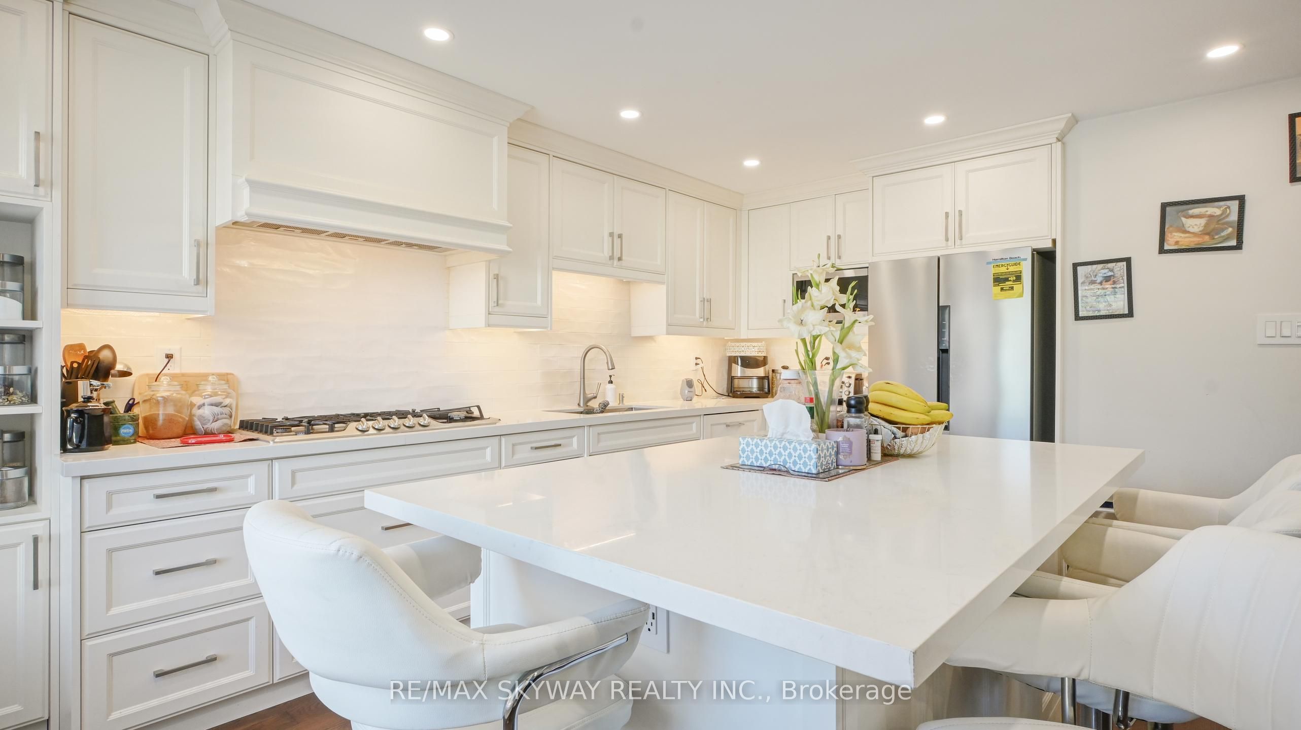 17 Nantucket Crescent Property Photo 14