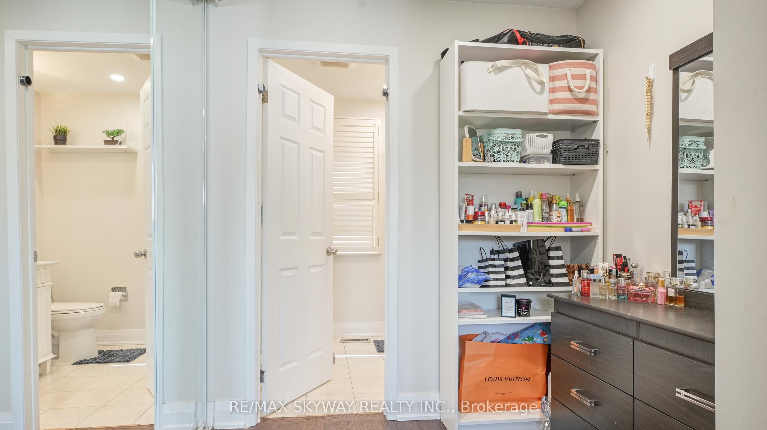 17 Nantucket Crescent Property Photo 19