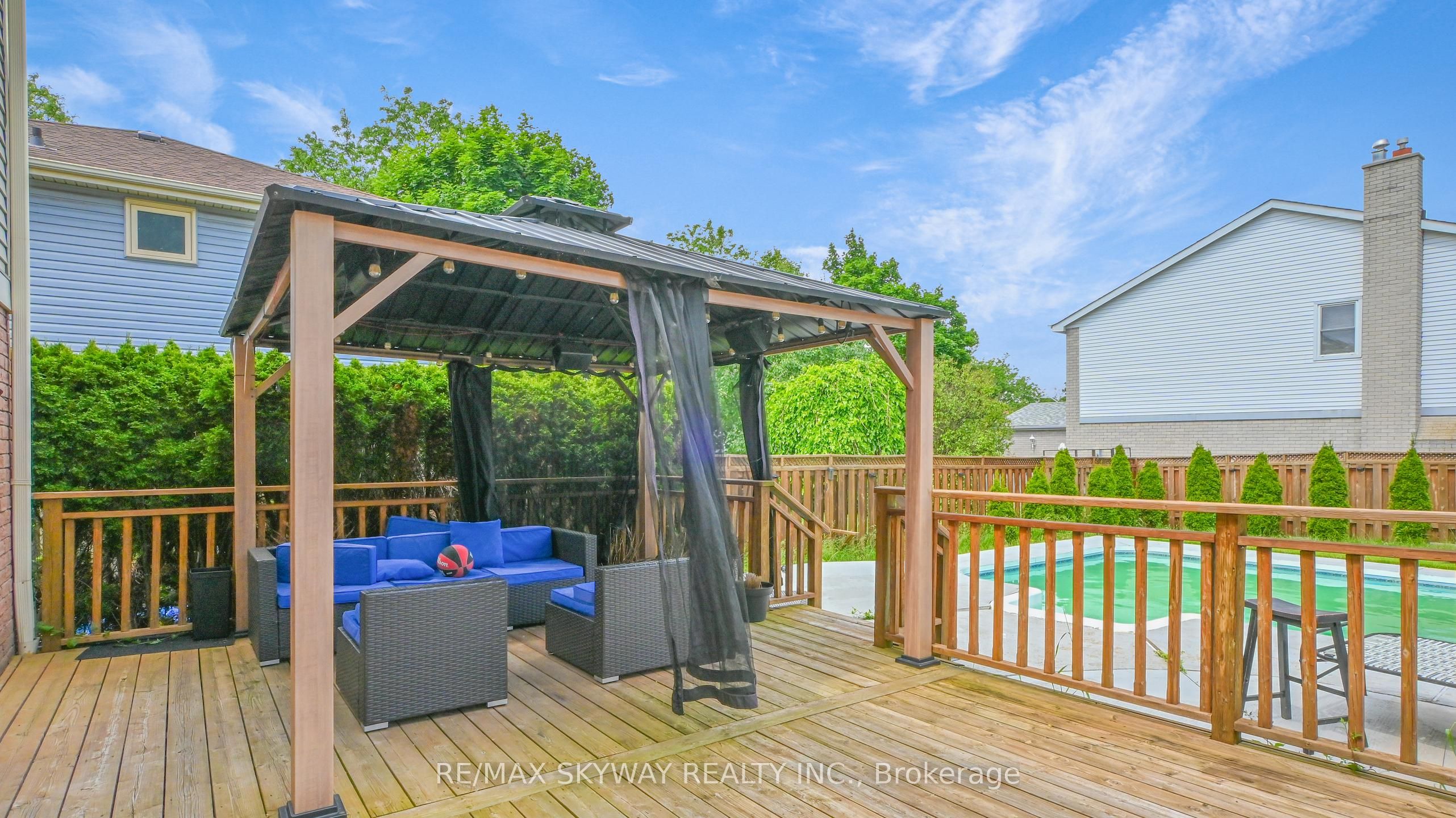 17 Nantucket Crescent Property Photo 28