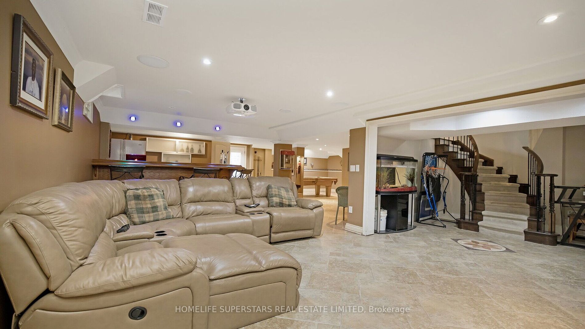 127 Whitwell Dr Property Photo 26