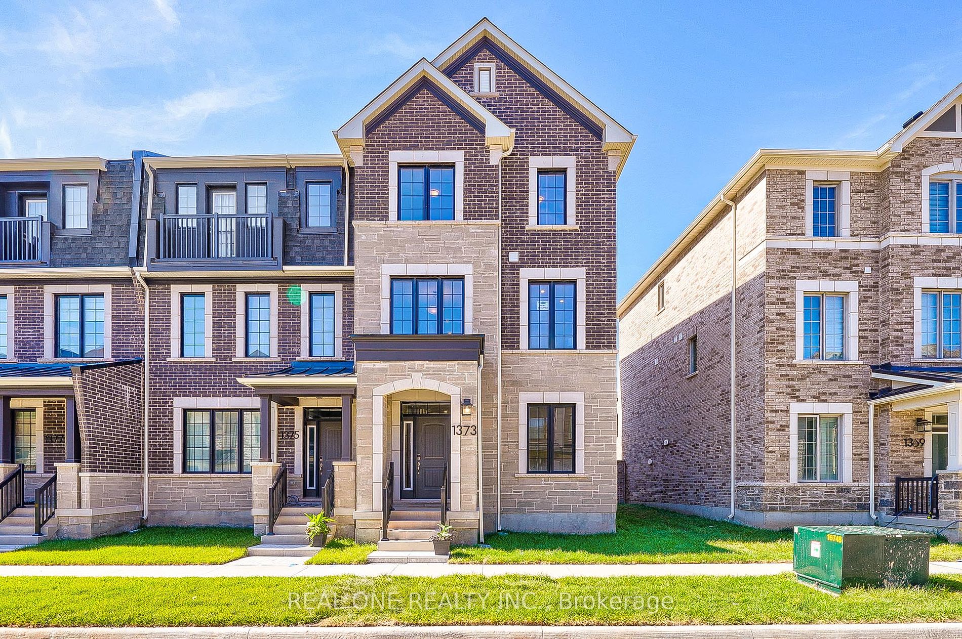 1373 Kobzar Dr Property Photo 1