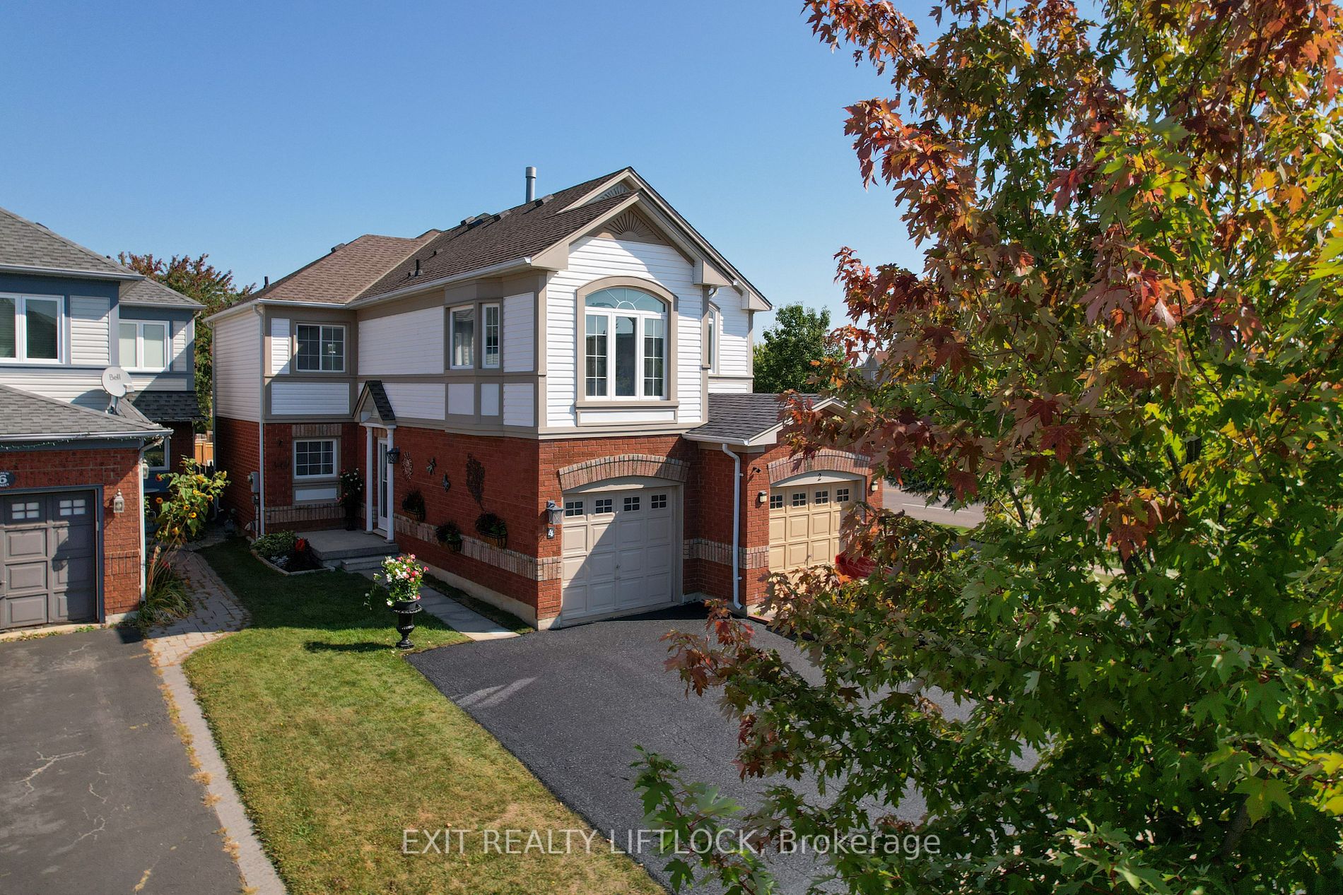 4 Emslie St Property Photo 1