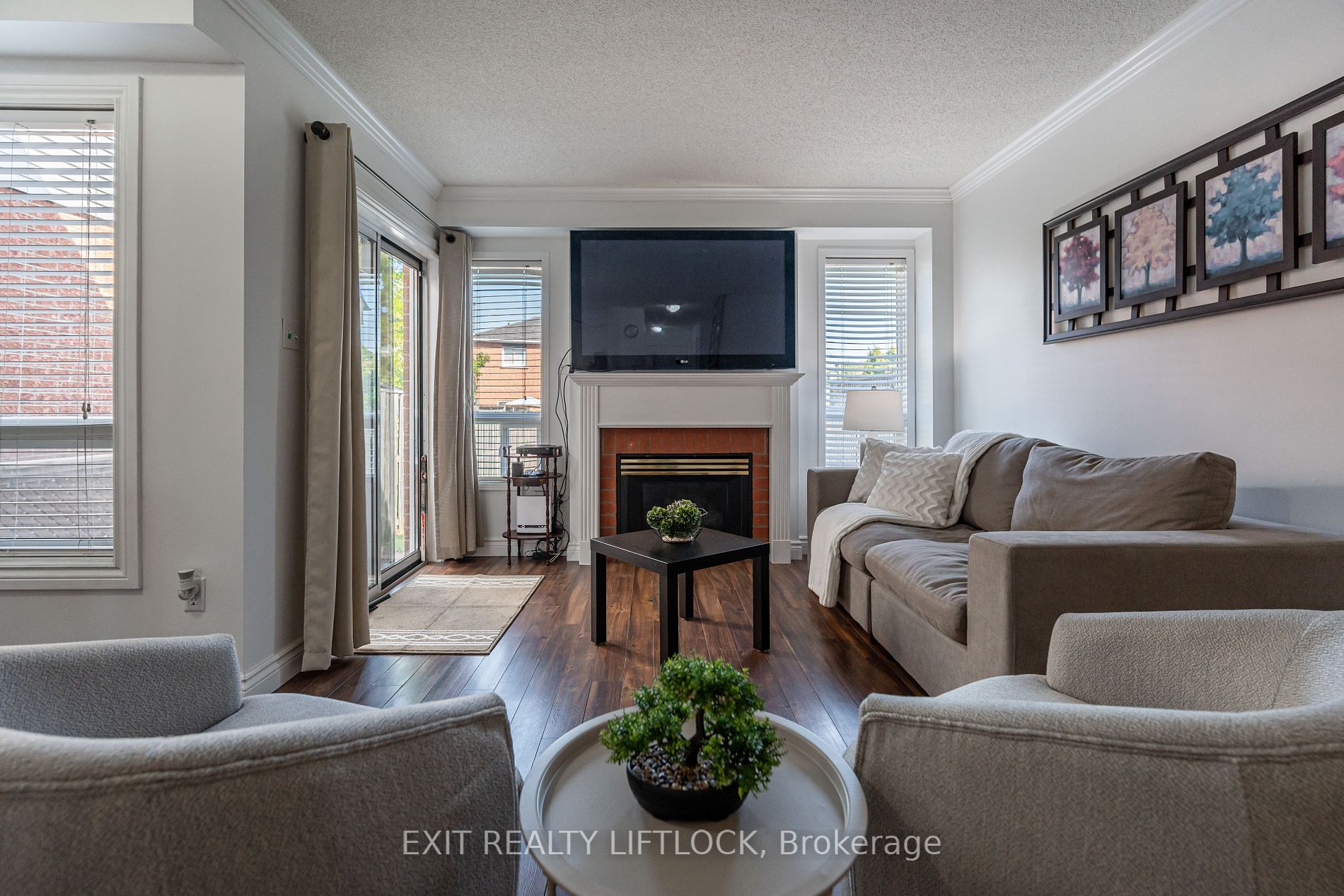 4 Emslie St Property Photo 5
