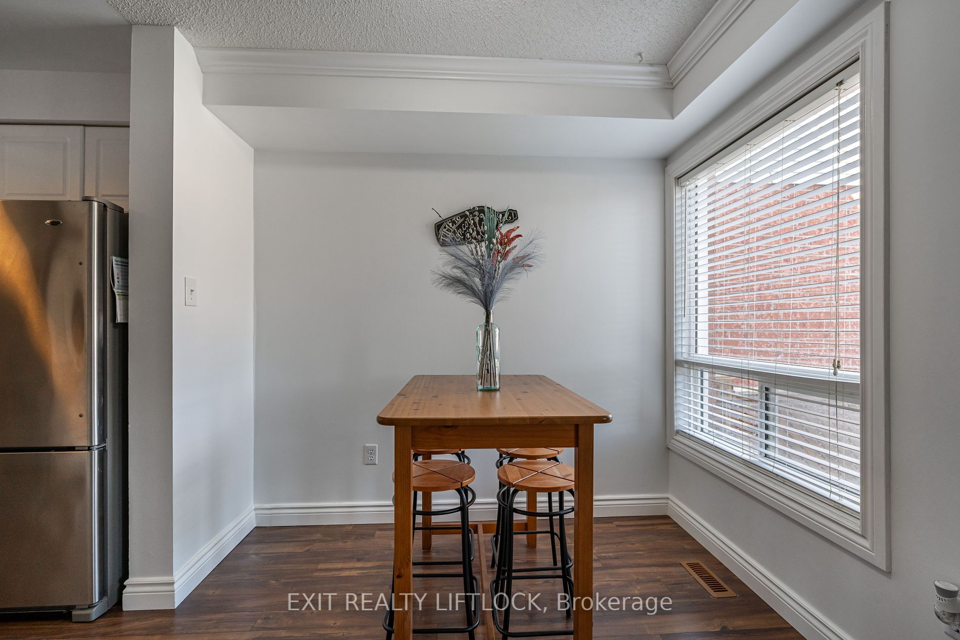 4 Emslie St Property Photo 32