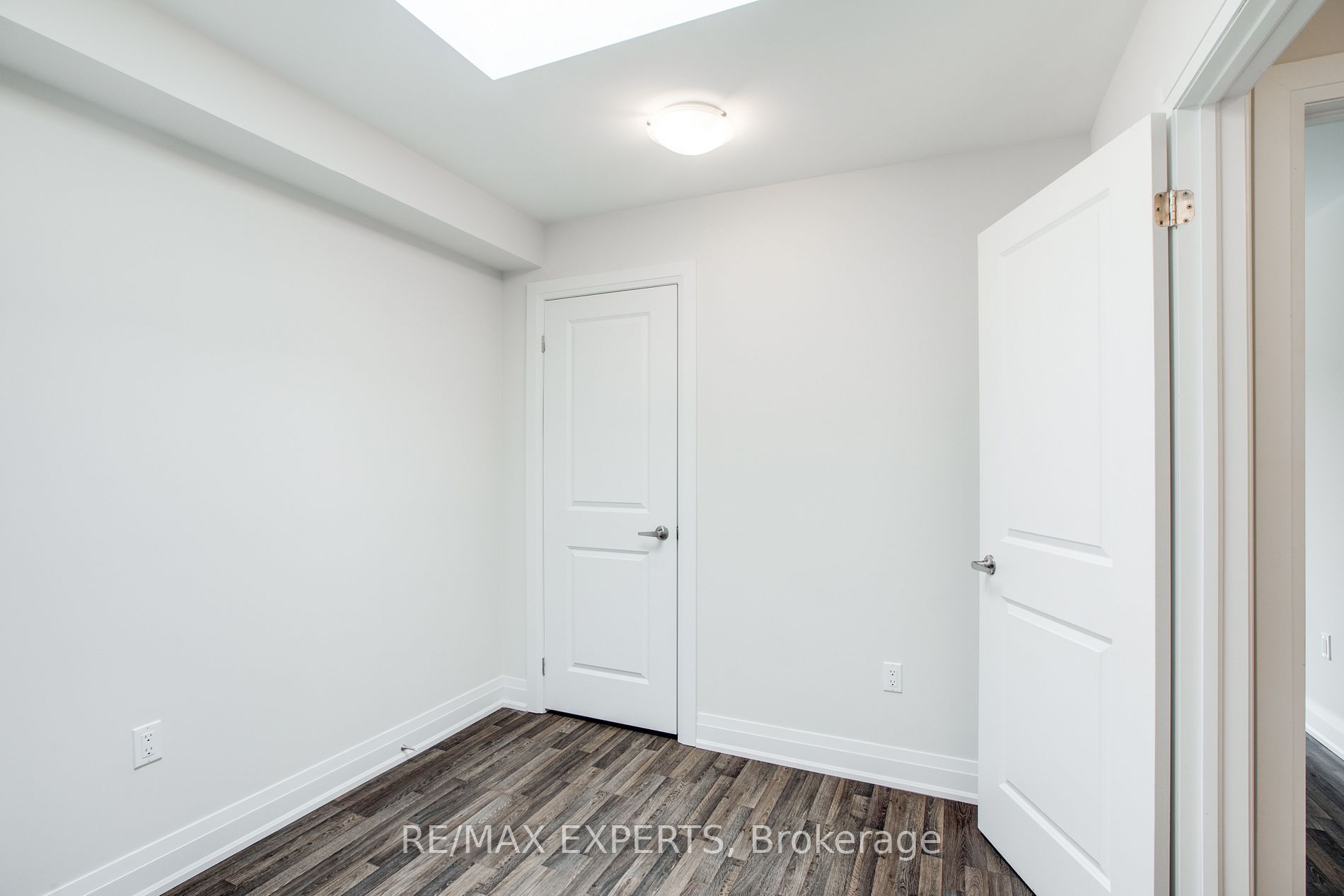 57 Creekbank Rd Property Photo 6