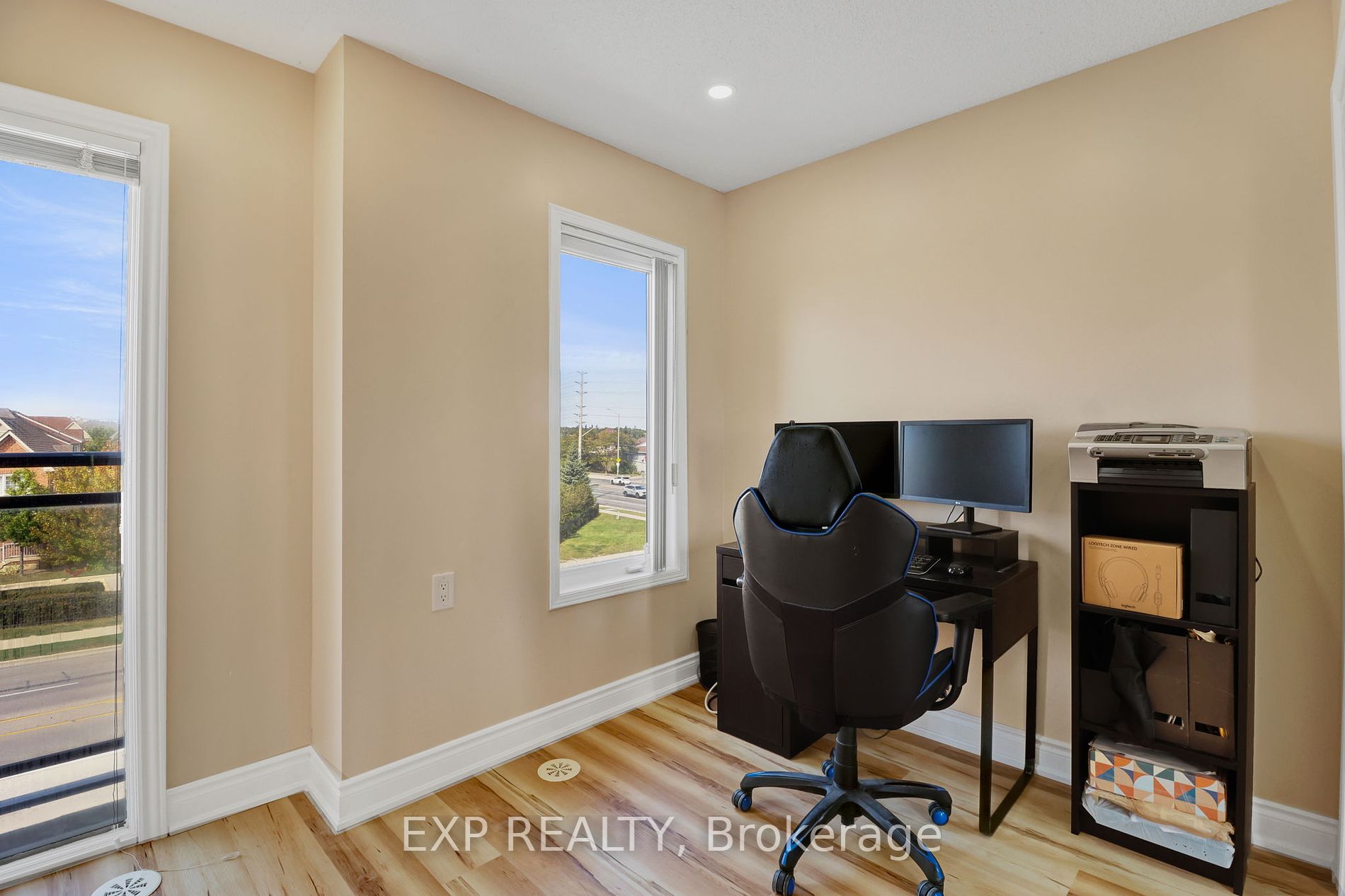 3010 Erin Centre Blvd 1 Property Photo 10