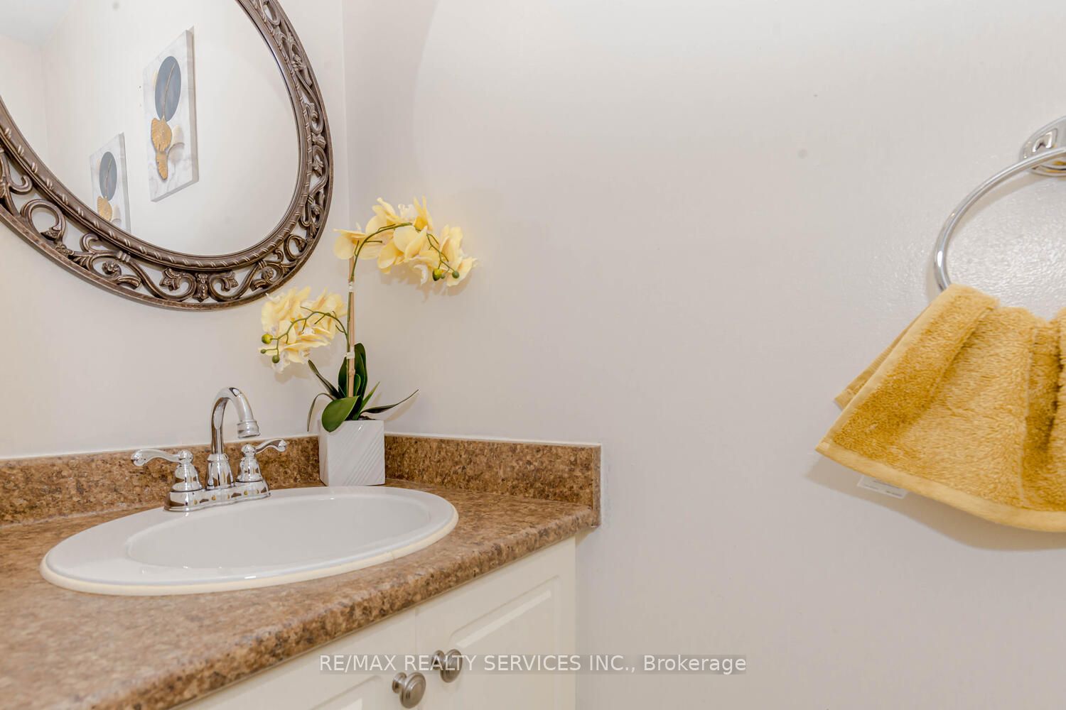 138 Pressed Brick Dr Property Photo 6