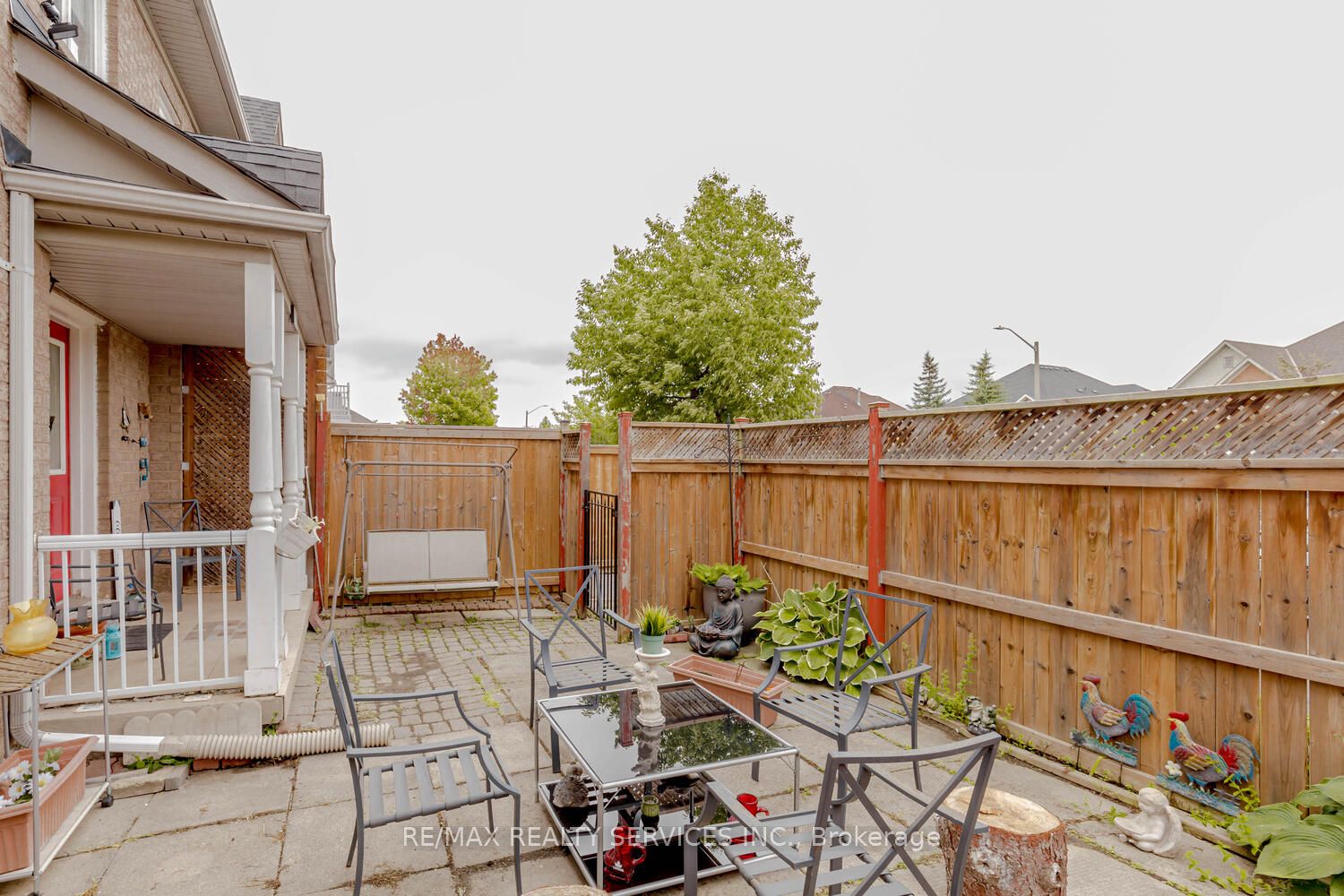 138 Pressed Brick Dr Property Photo 28