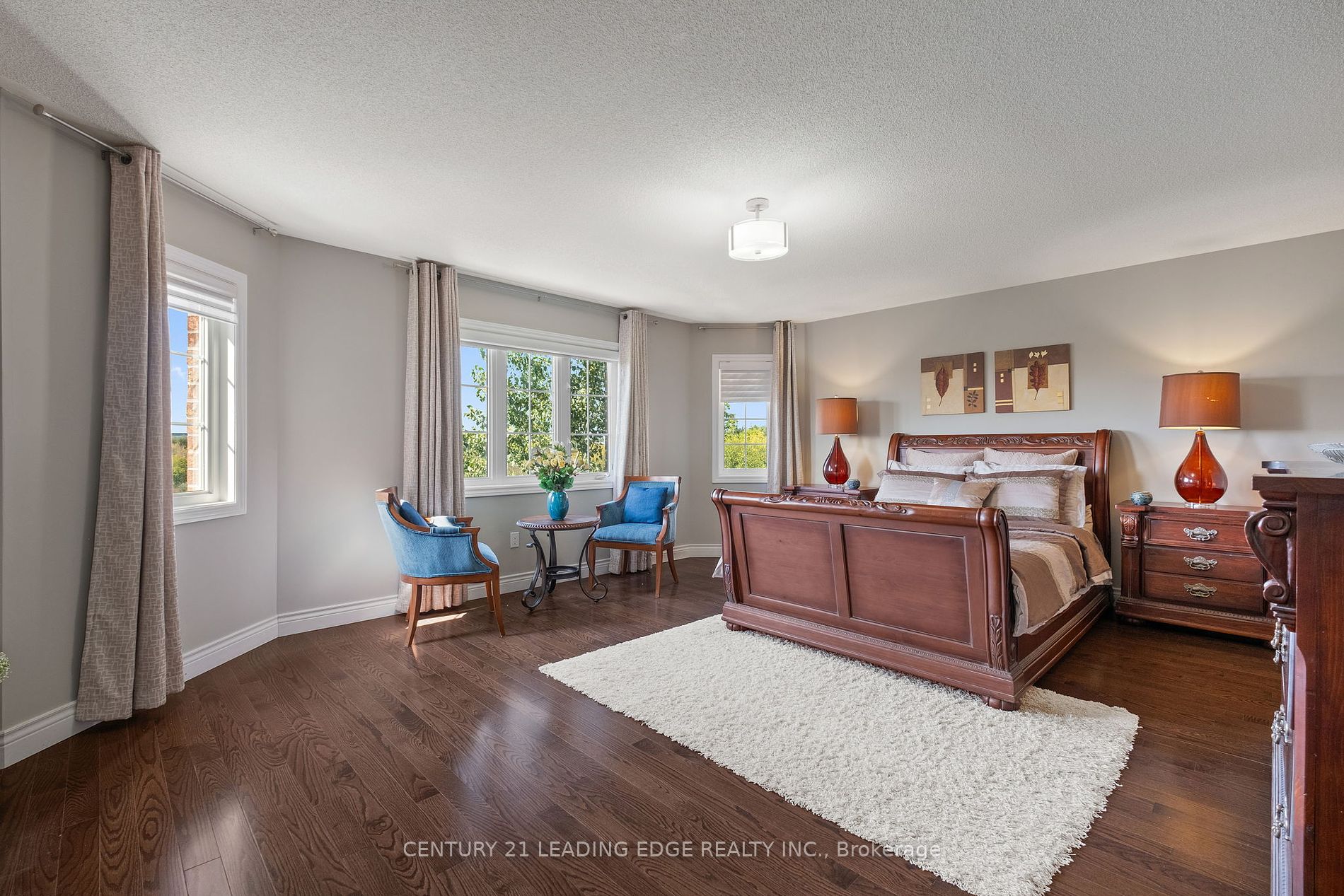 100 Coastline Dr Property Photo 15